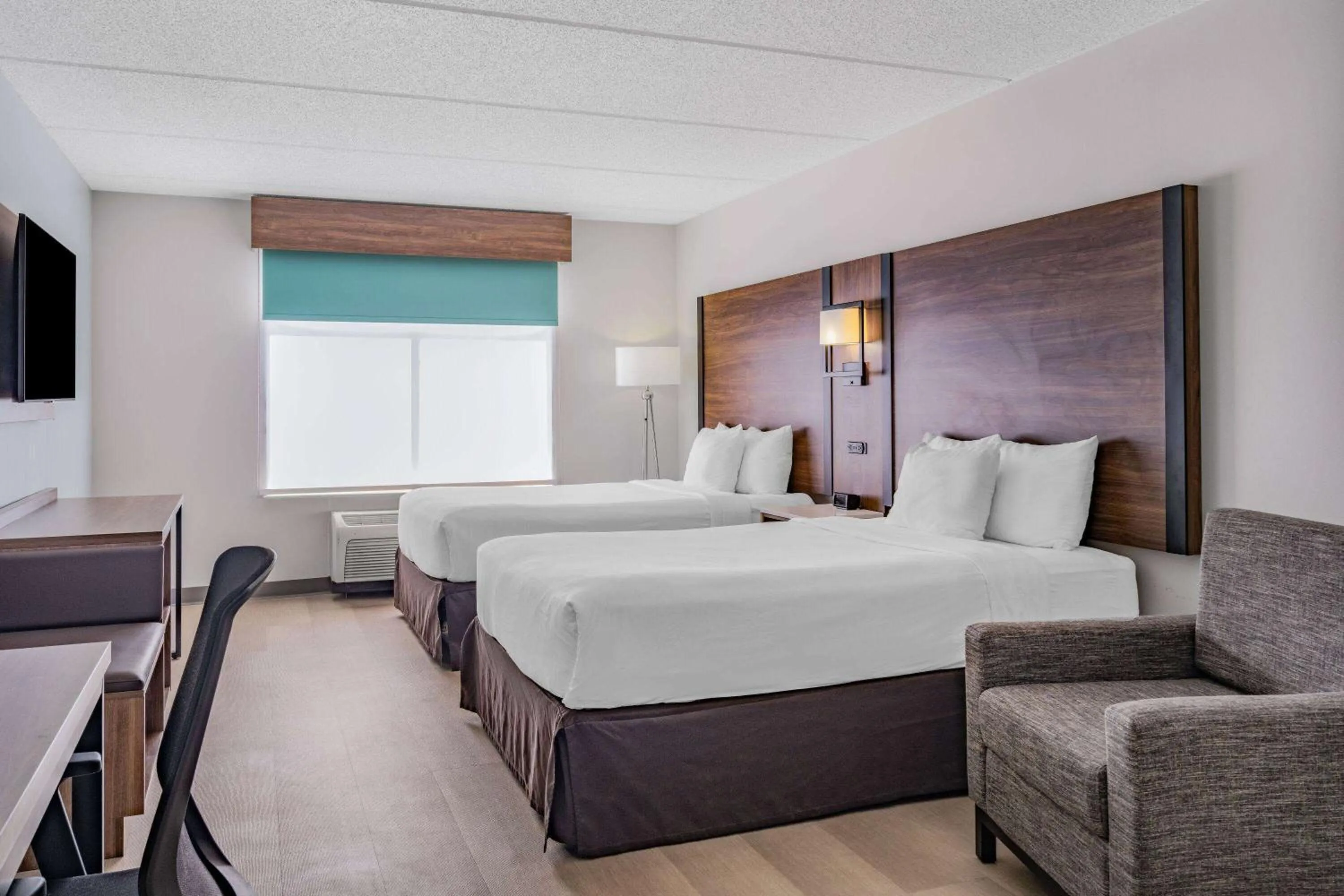 Double Room with Two Double Beds - Mobility Access/Non-Smoking in Wingate by Wyndham Atlanta-Duluth