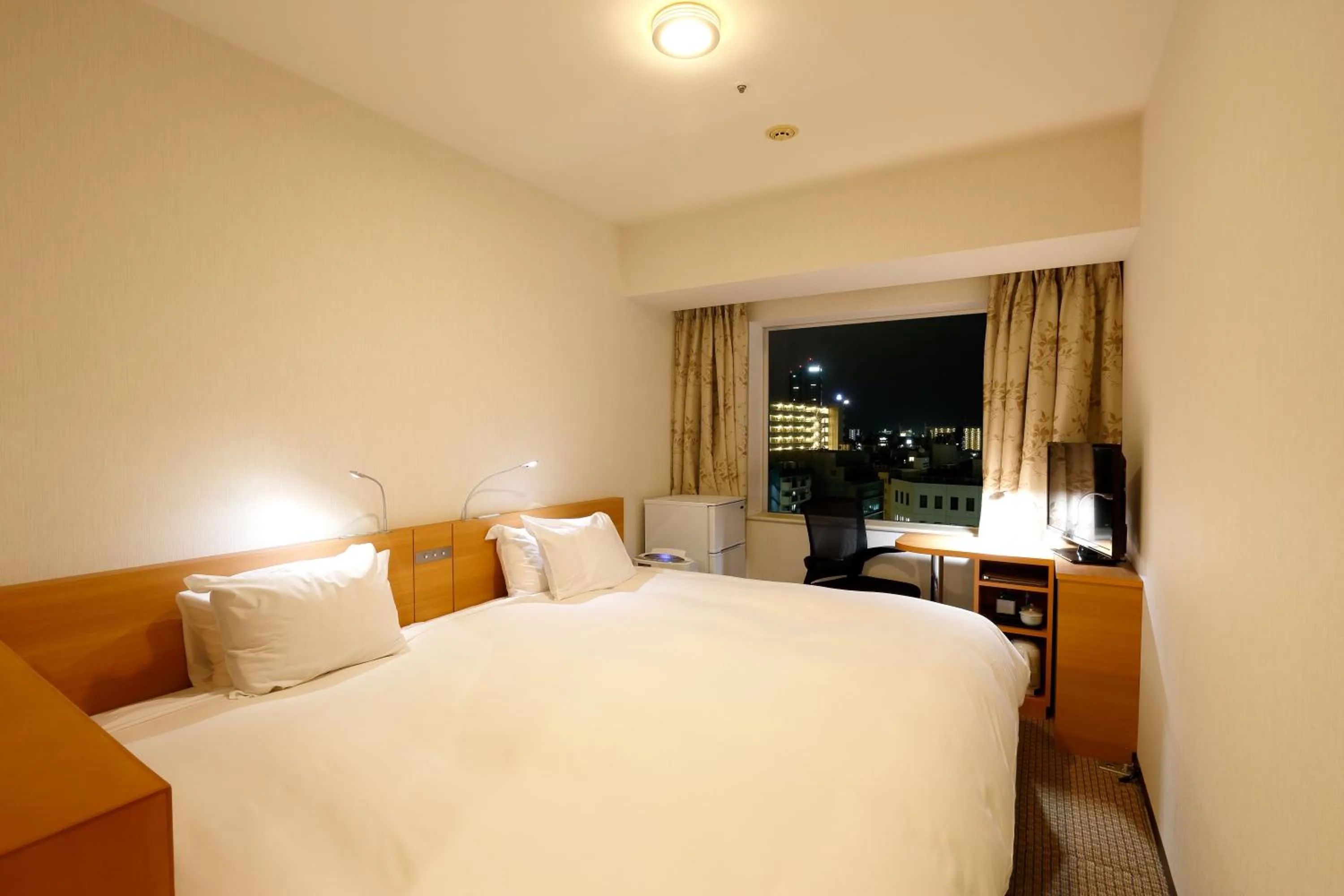 Casual Twin Room - single occupancy - Non-Smoking in Keisei Hotel Miramare