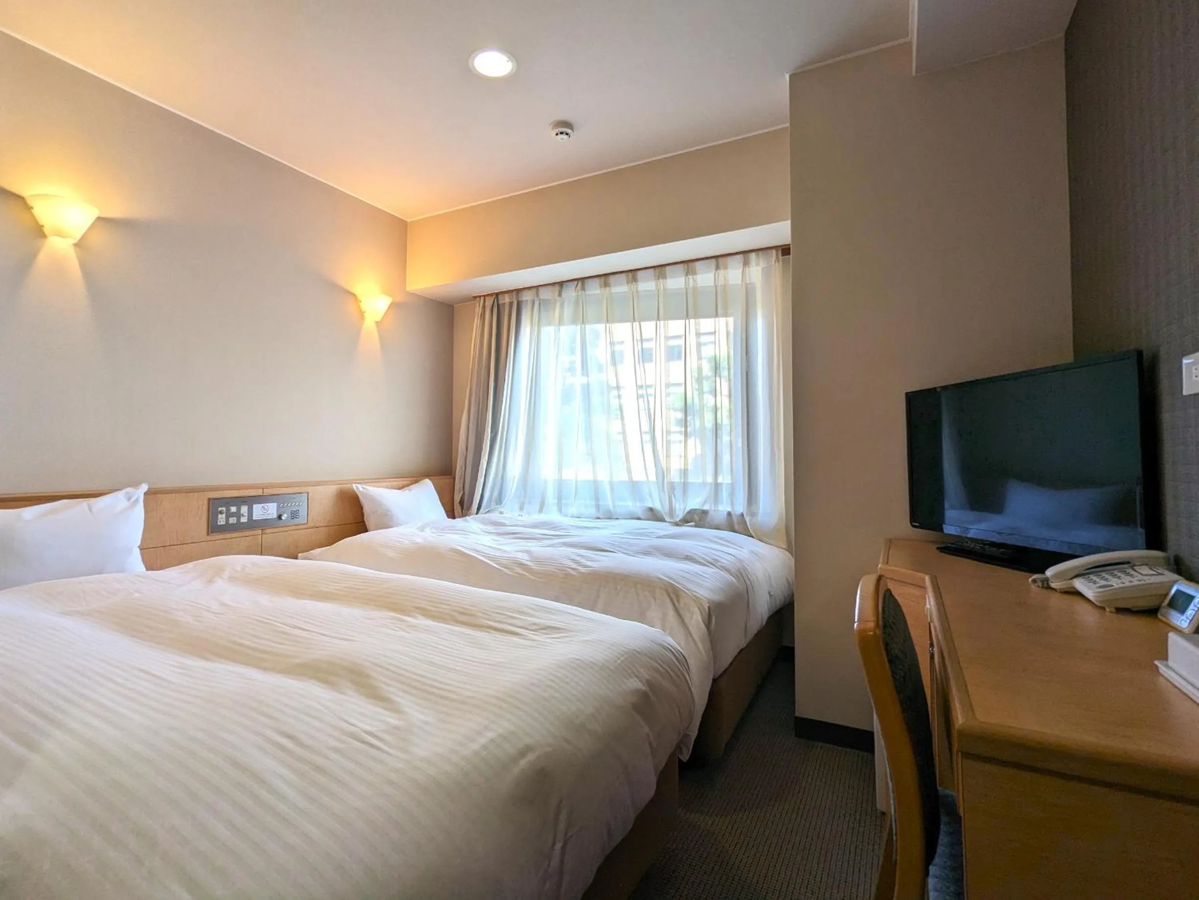Twin Room - single occupancy - Smoking in Kenchomae Green Hotel