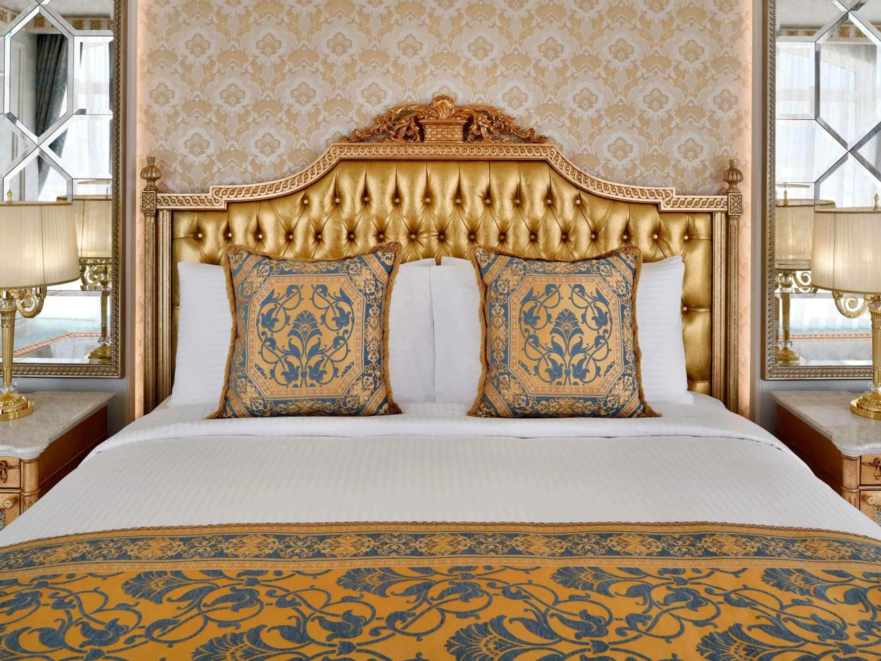 Signature Suite Ocean View With balcony and Lounge Access in Raffles The Palm