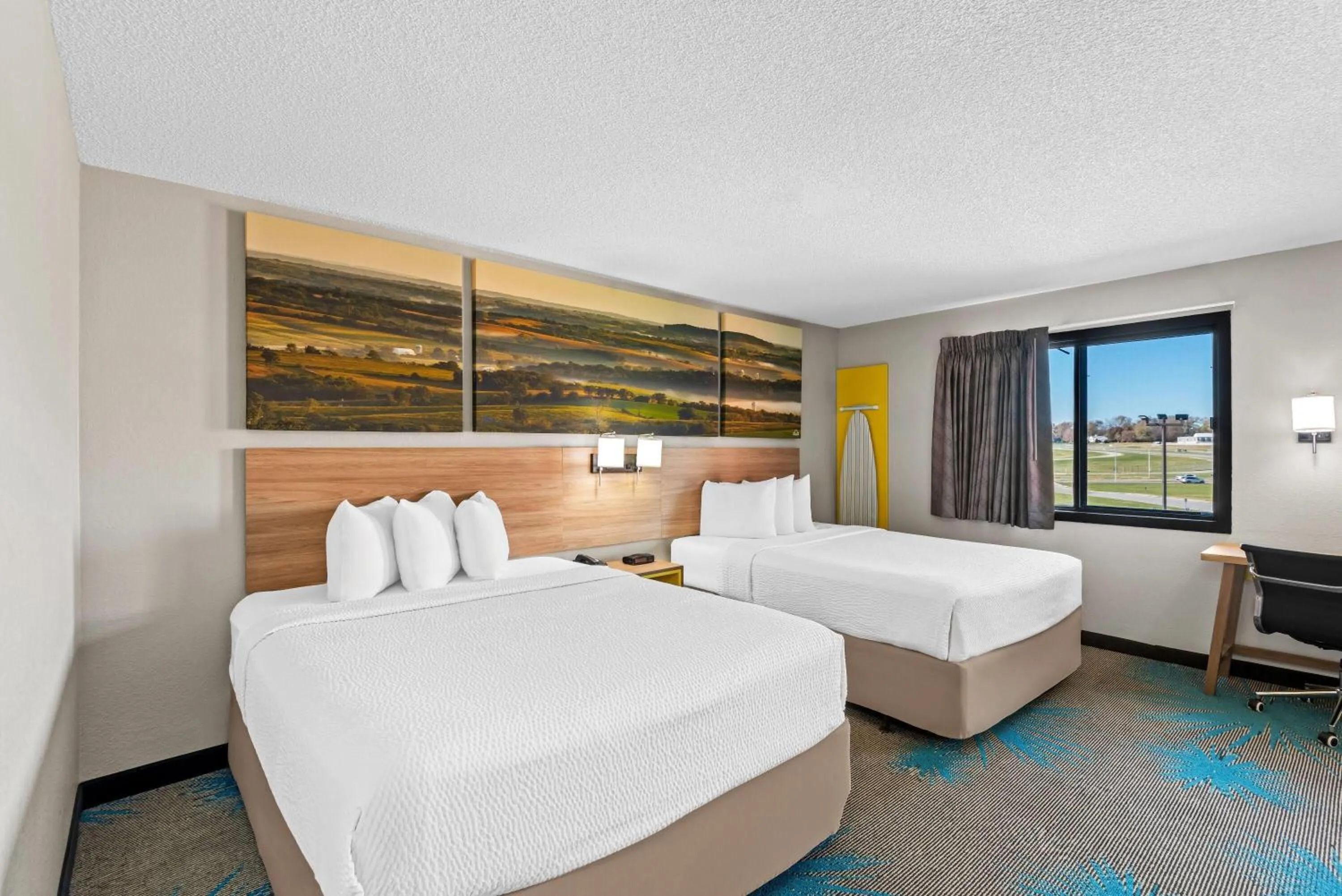 Superior Queen Suite with Two Queen Beds - Non-Smoking in Days Inn & Suites by Wyndham Des Moines Airport