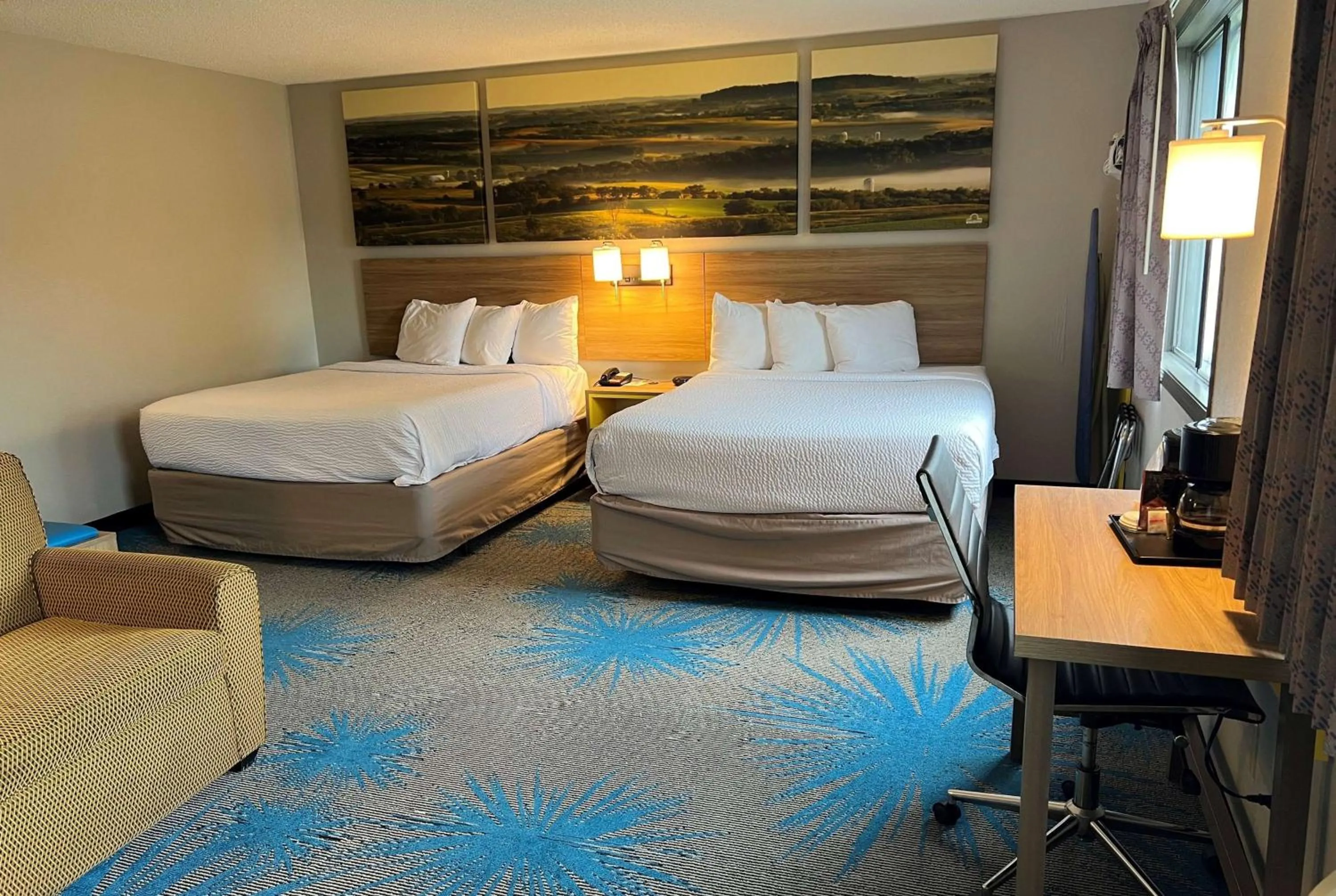 Superior Queen Suite with Two Queen Beds - Non-Smoking in Days Inn & Suites by Wyndham Des Moines Airport