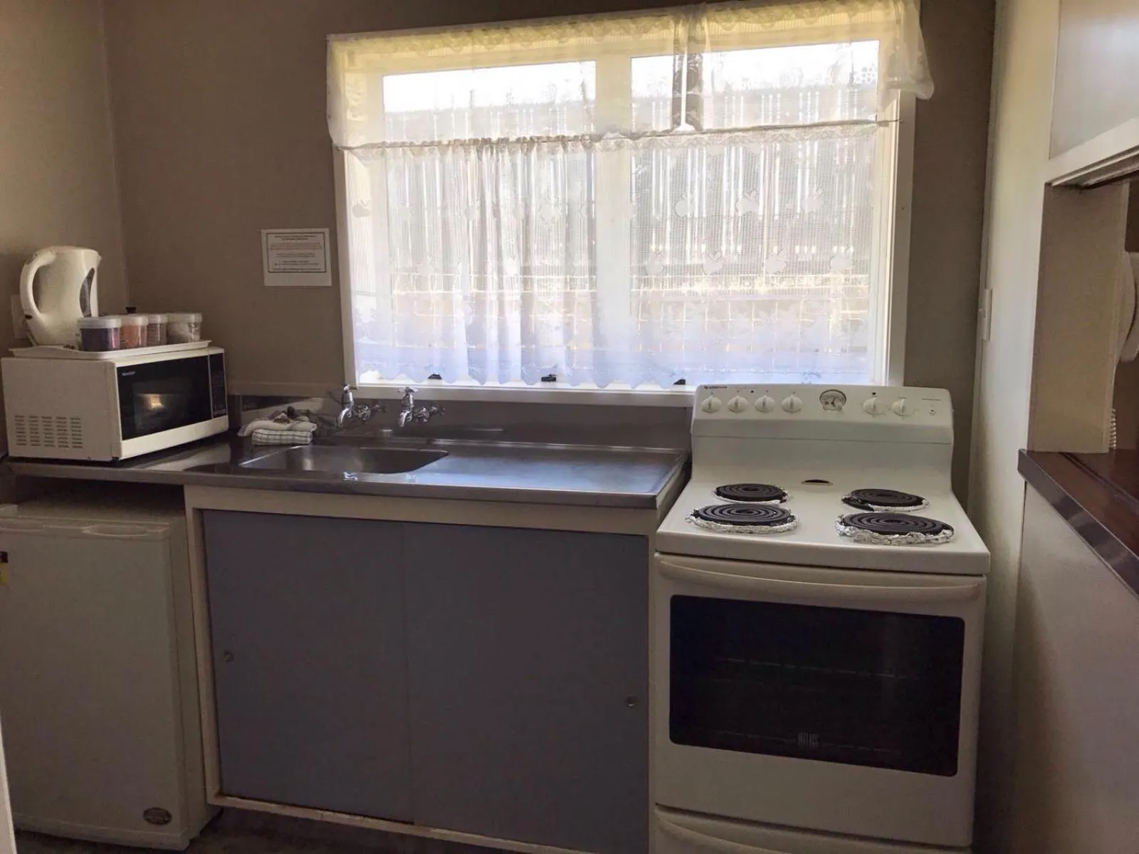 Family Apartment in Otorohanga & Waitomo Motels