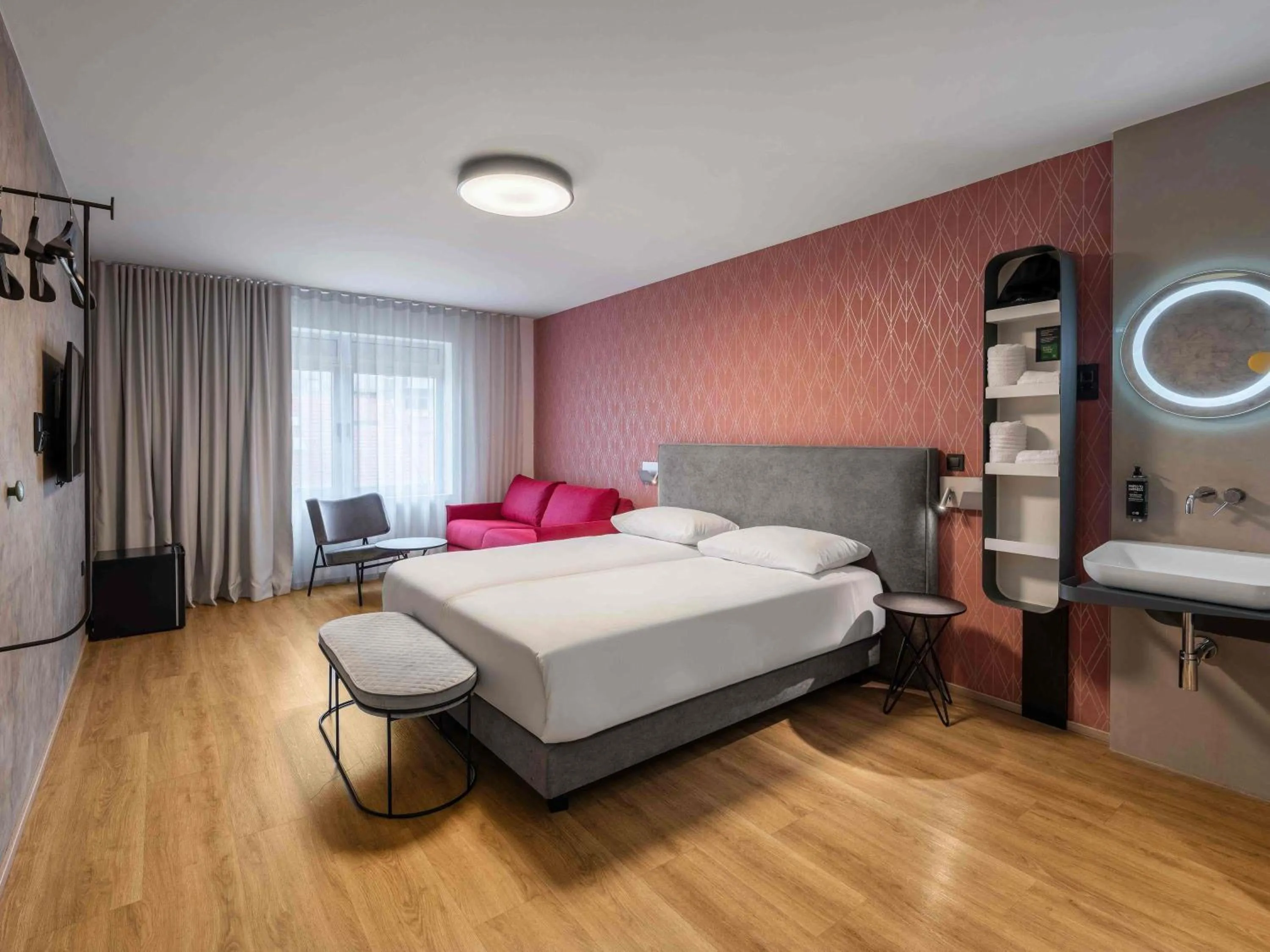 Superior Double Room with Sofa Bed in ibis Styles Ljubljana Centre