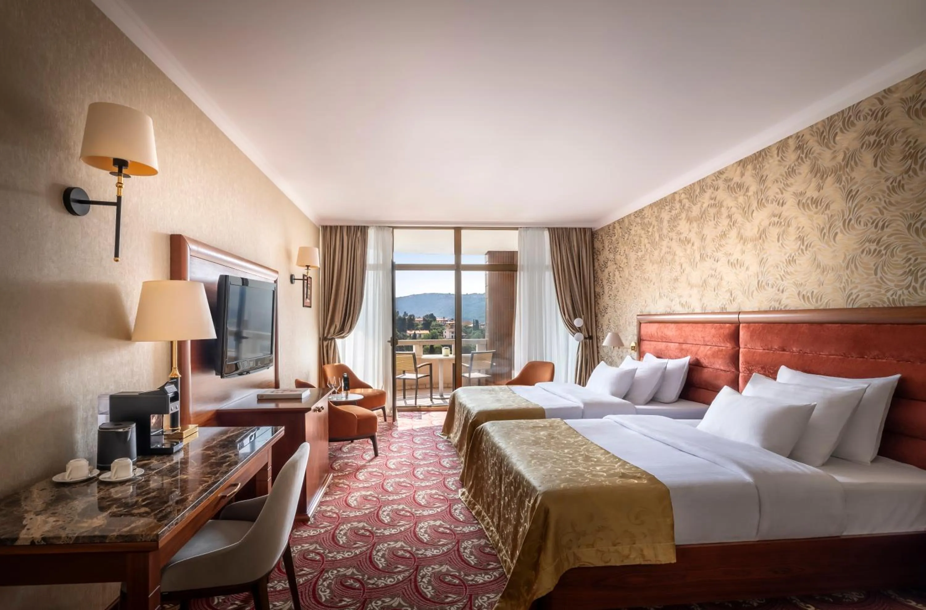 Deluxe Double Room with Balcony and Park View in Remisens Hotel METROPOL