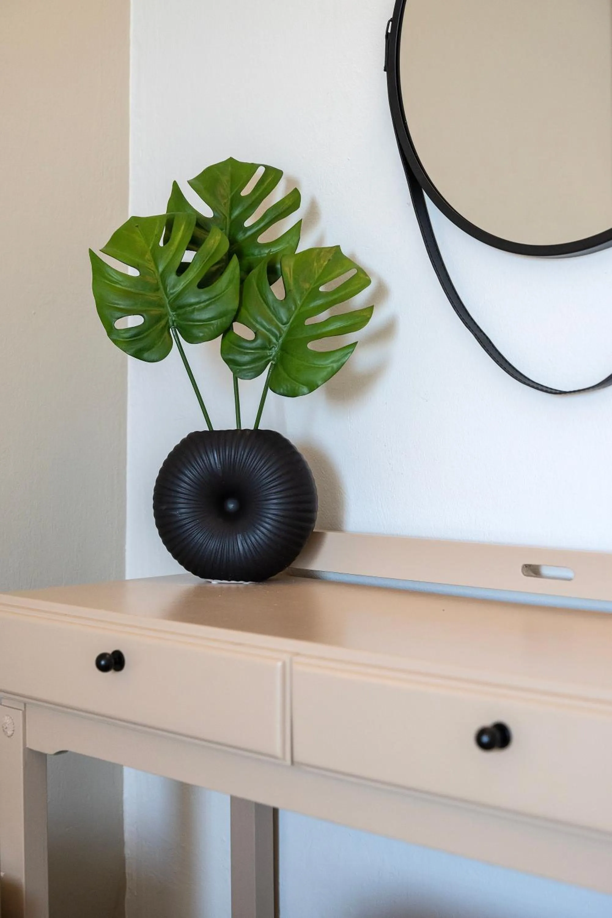 Twin Room with Pool View in Zephyros Hotel