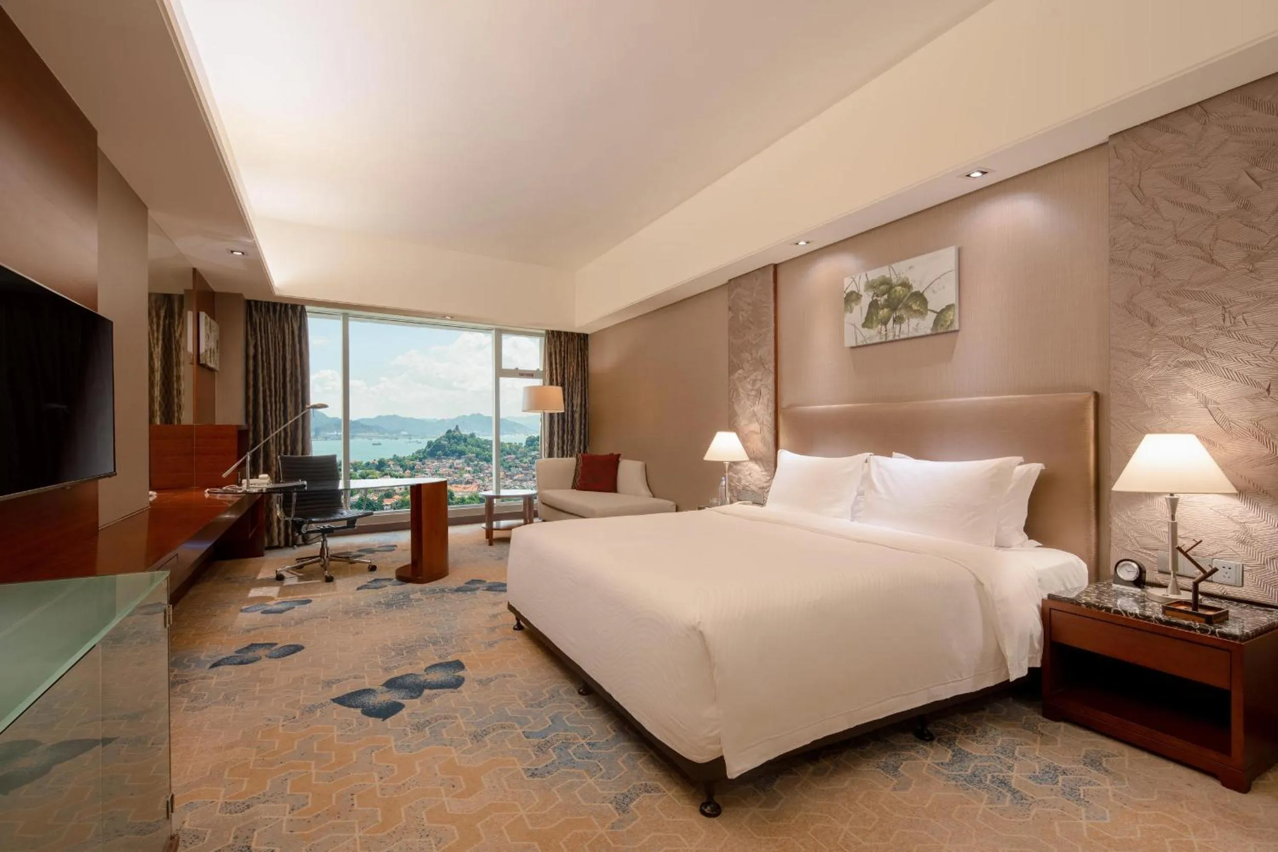 Executive Gulangyu Sea View King Room （Exclusive access to the Executive Club Lounge） in Swiss Grand Xiamen