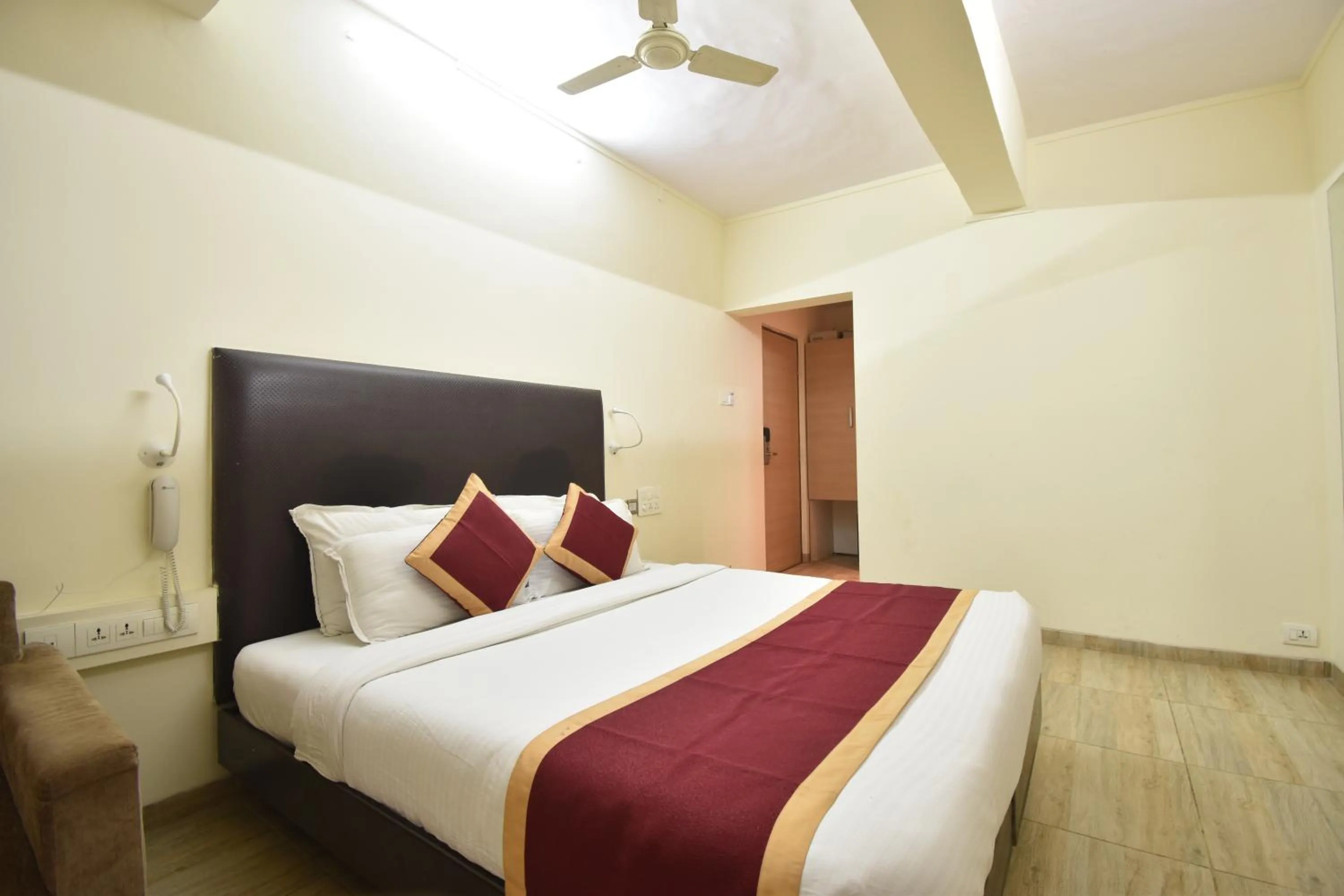 Deluxe Double Room with Sea View - single occupancy in Hotel Atlantic