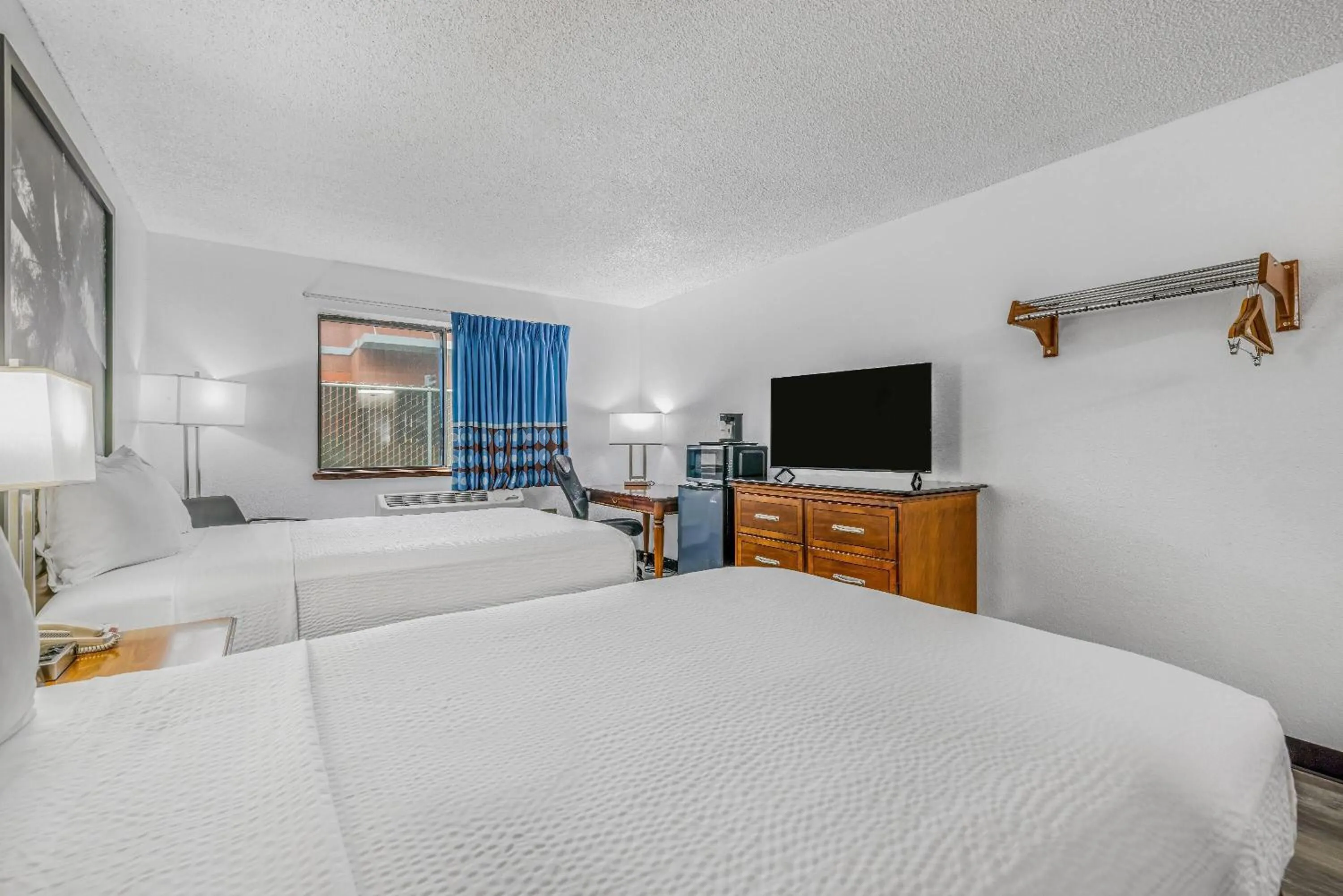 Deluxe Double Room with Two Double Beds - Non-Smoking in Super 8 by Wyndham Arcata