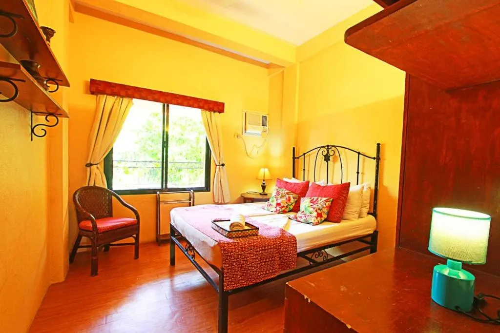 Apartment (4 Adults) in Florentina Homes