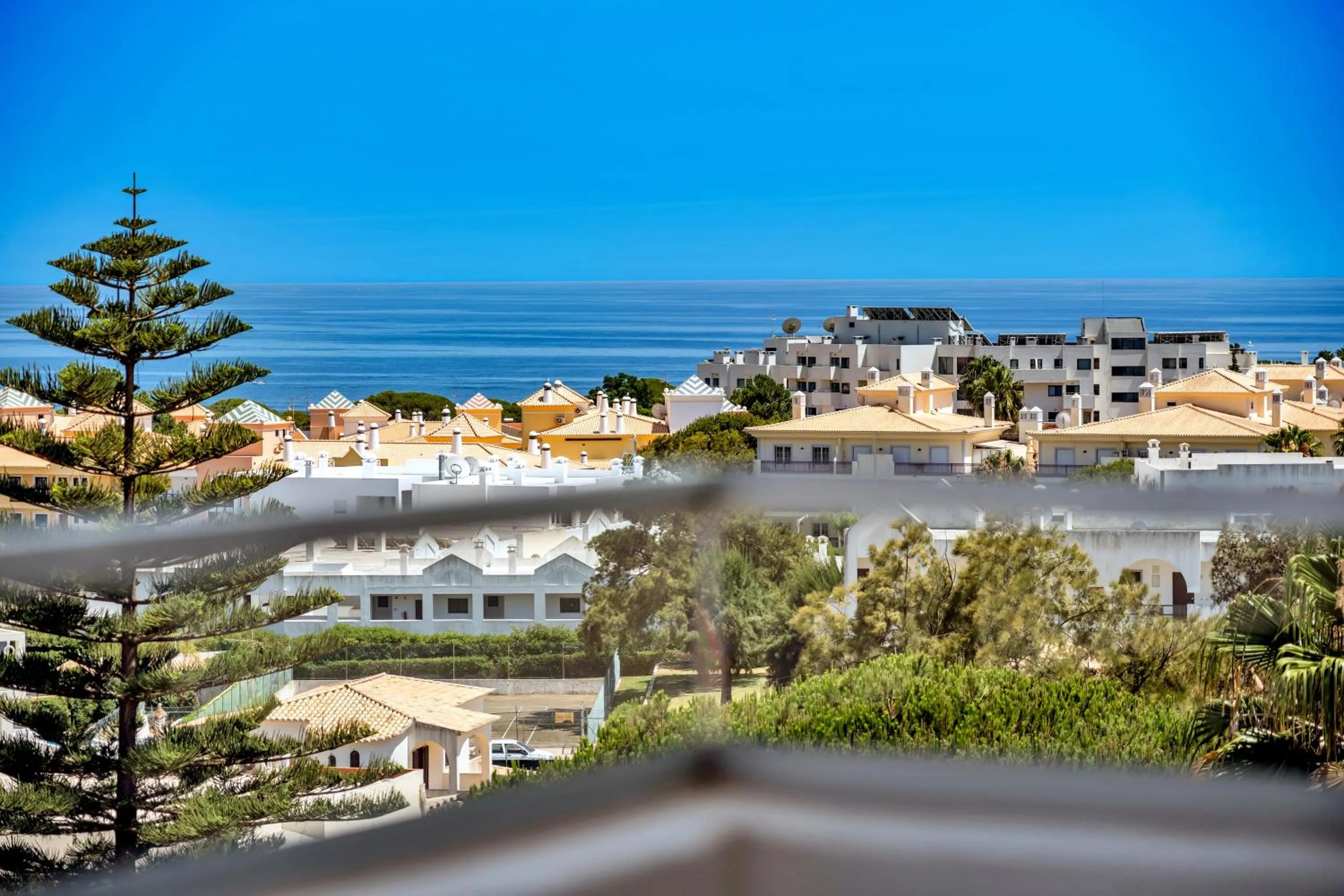 Suite with Partial Sea View in Albufeira Sol Hotel & Spa