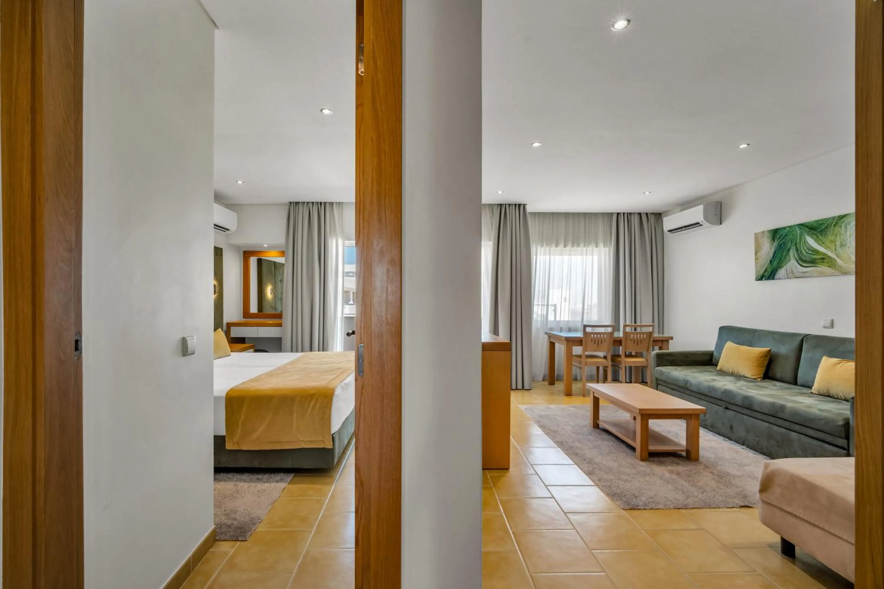 Studio with Partial Sea View in Albufeira Sol Hotel & Spa