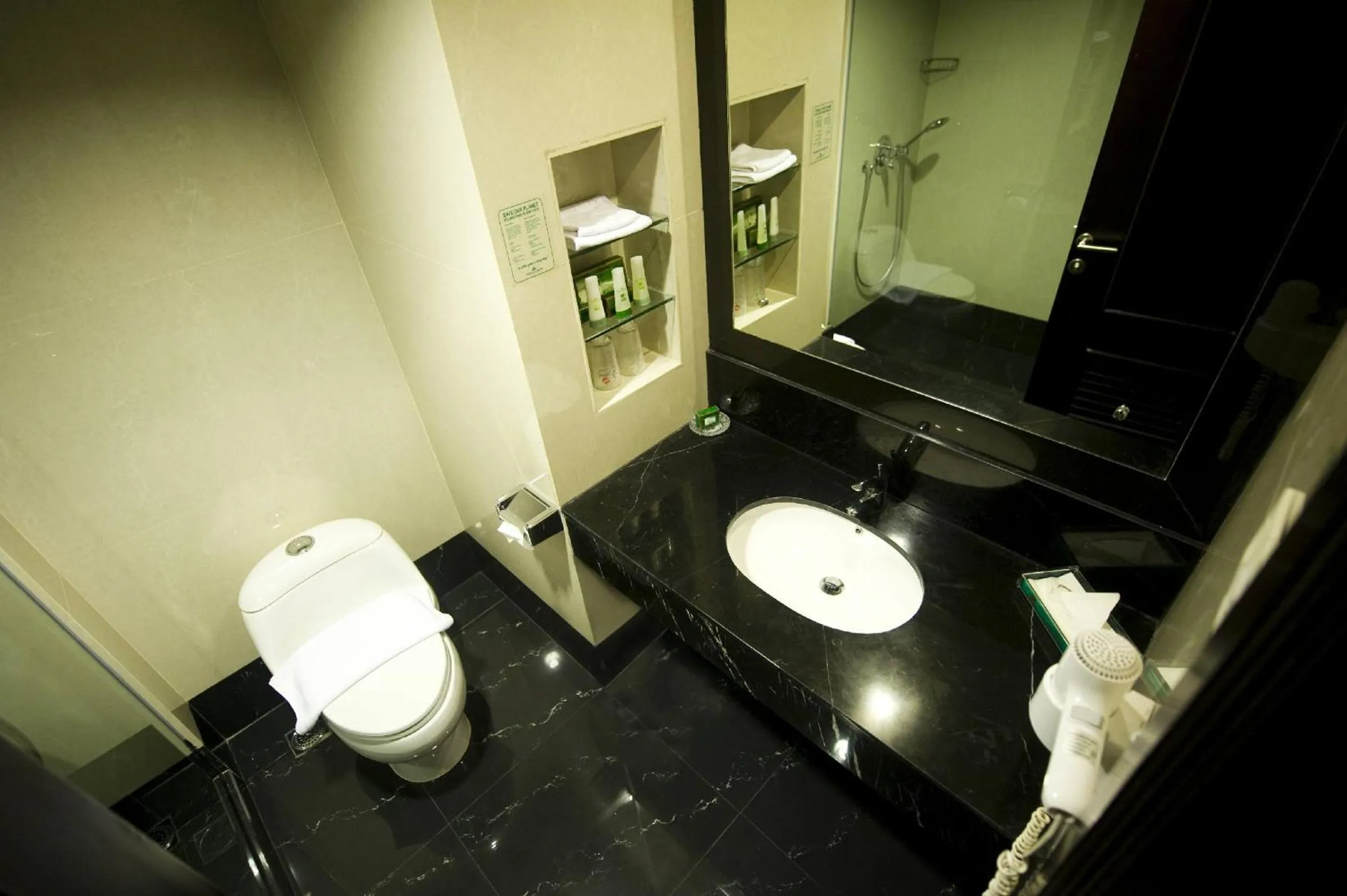 Superior Double or Twin Room in Emerald Garden International Hotel