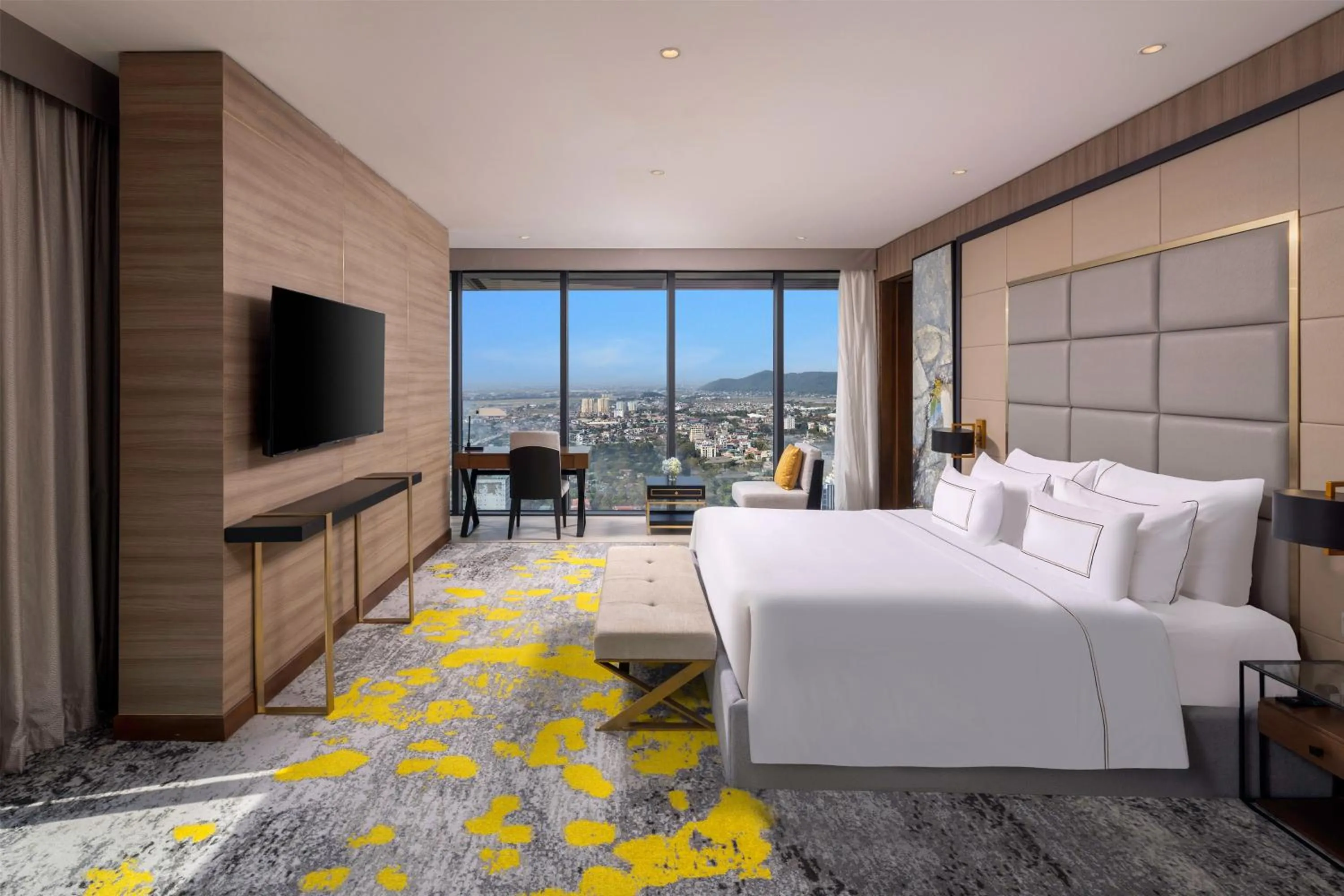 The Level Suite - single occupancy - Complimentary Executive Lounge Access in Melia Vinpearl Thanh Hoa