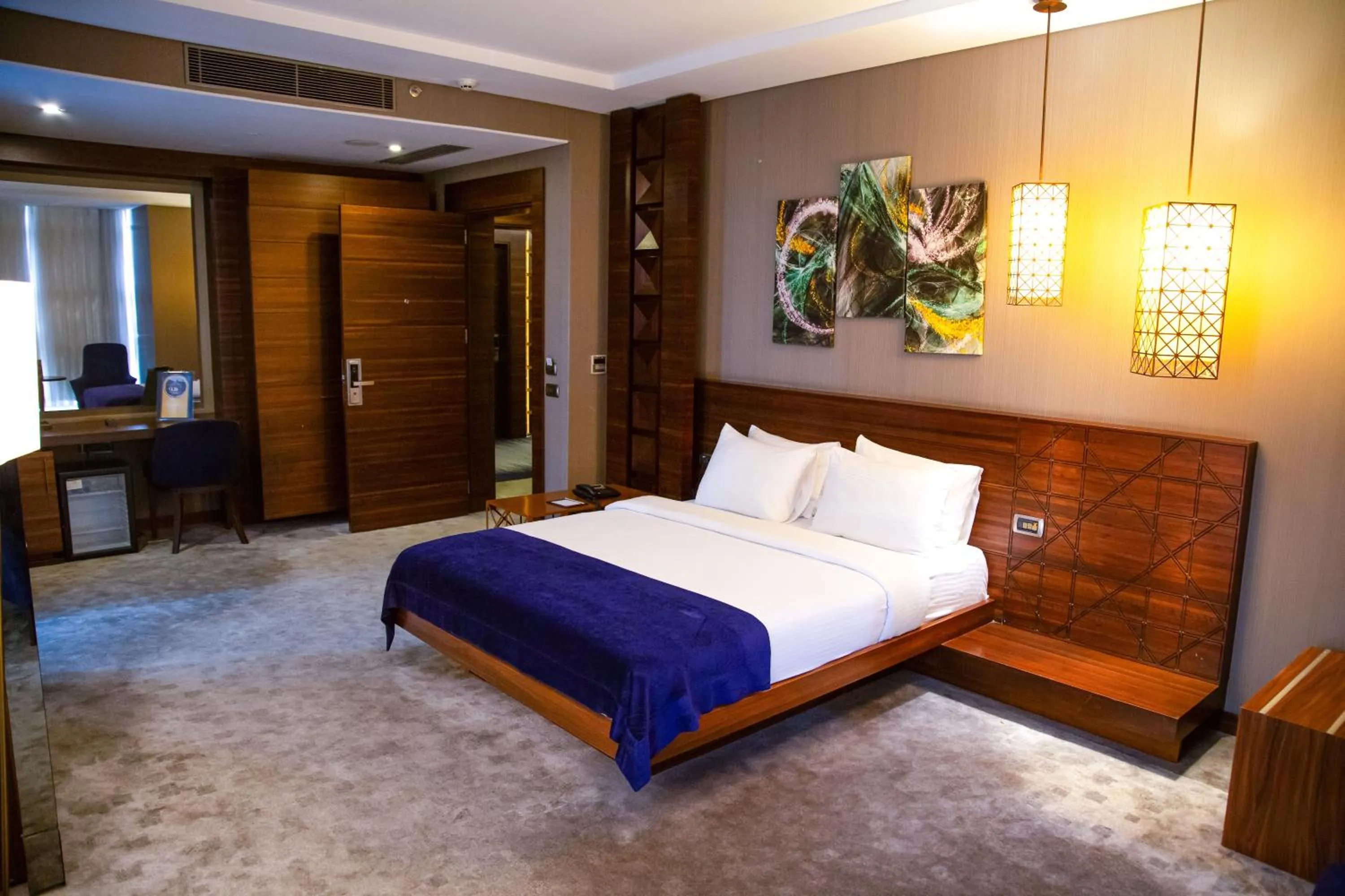 Family Two-Bedroom Suite in Gold Majesty Hotel