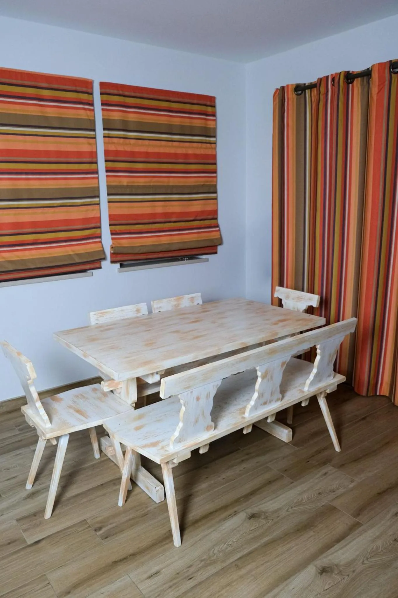 Two-Bedroom Apartment with Pool and Garden View (5 Adults) in Montinho De Ouro