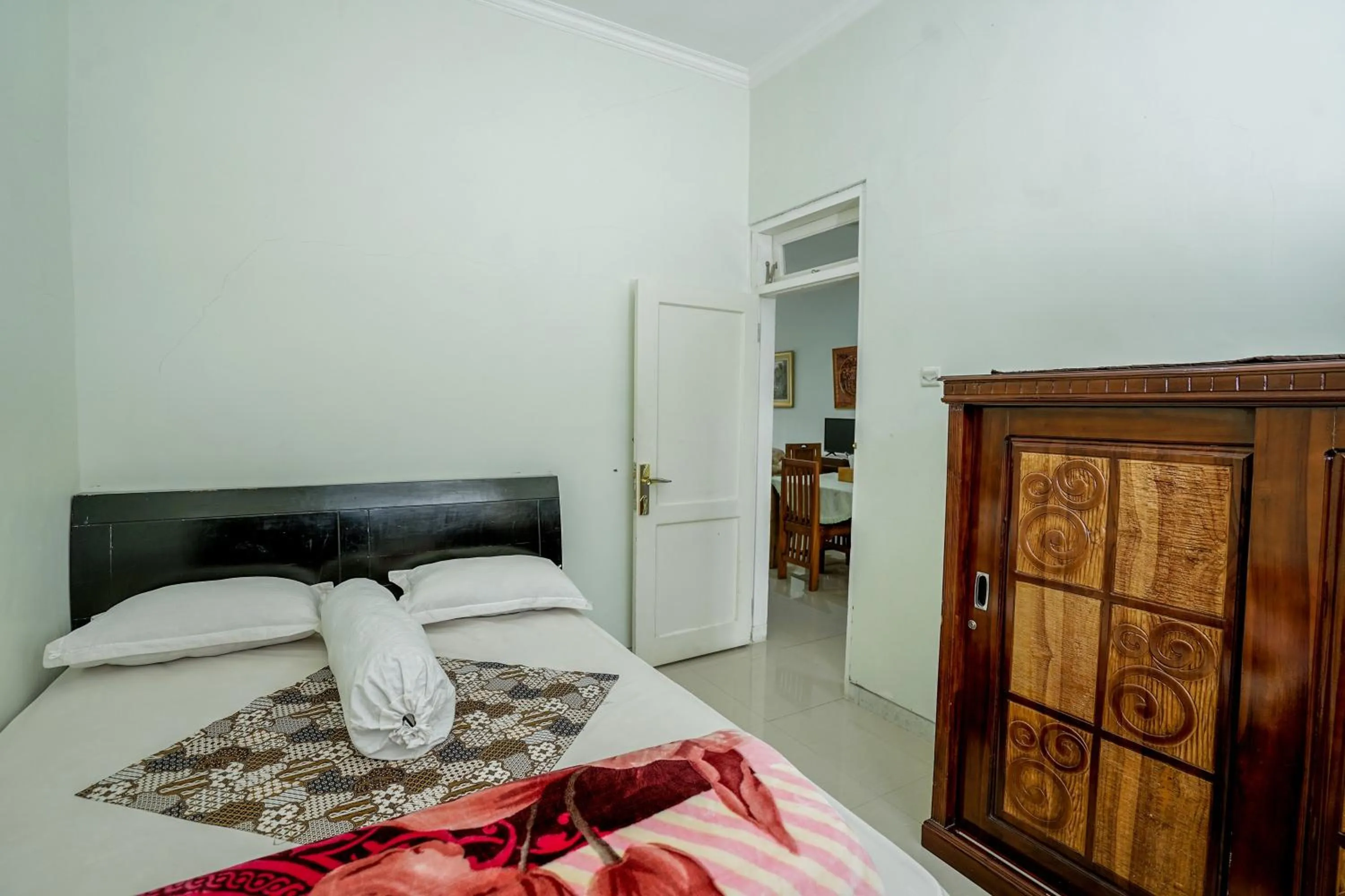 Two-Bedroom Villa in Sekar Gambir Homestay