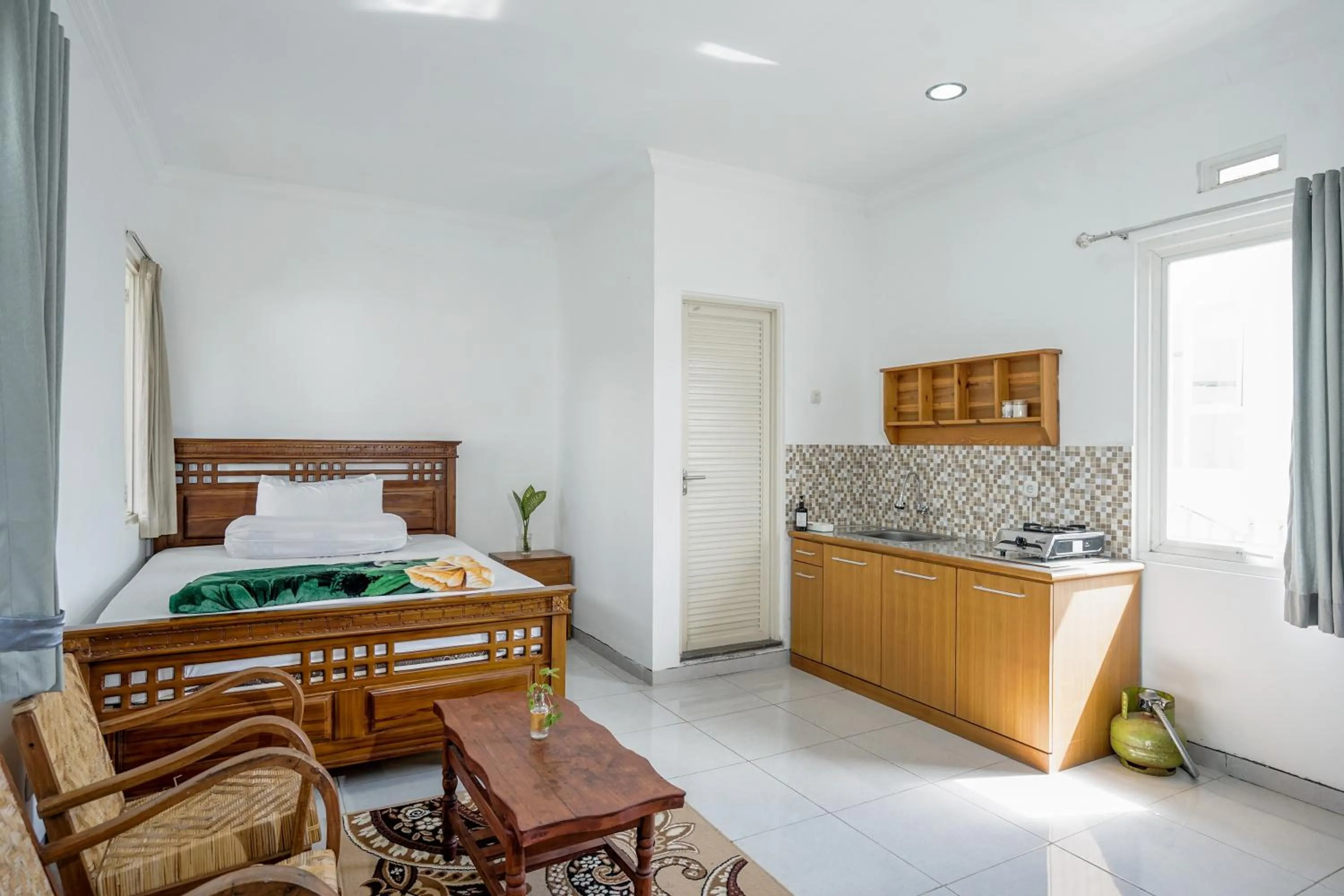 Deluxe Room in Sekar Gambir Homestay