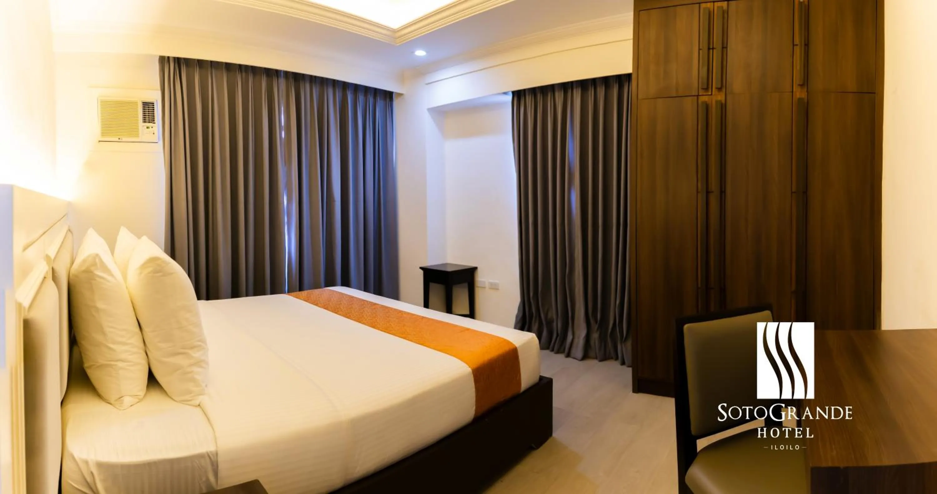 Queen Suite in Sotogrande Iloilo Hotel