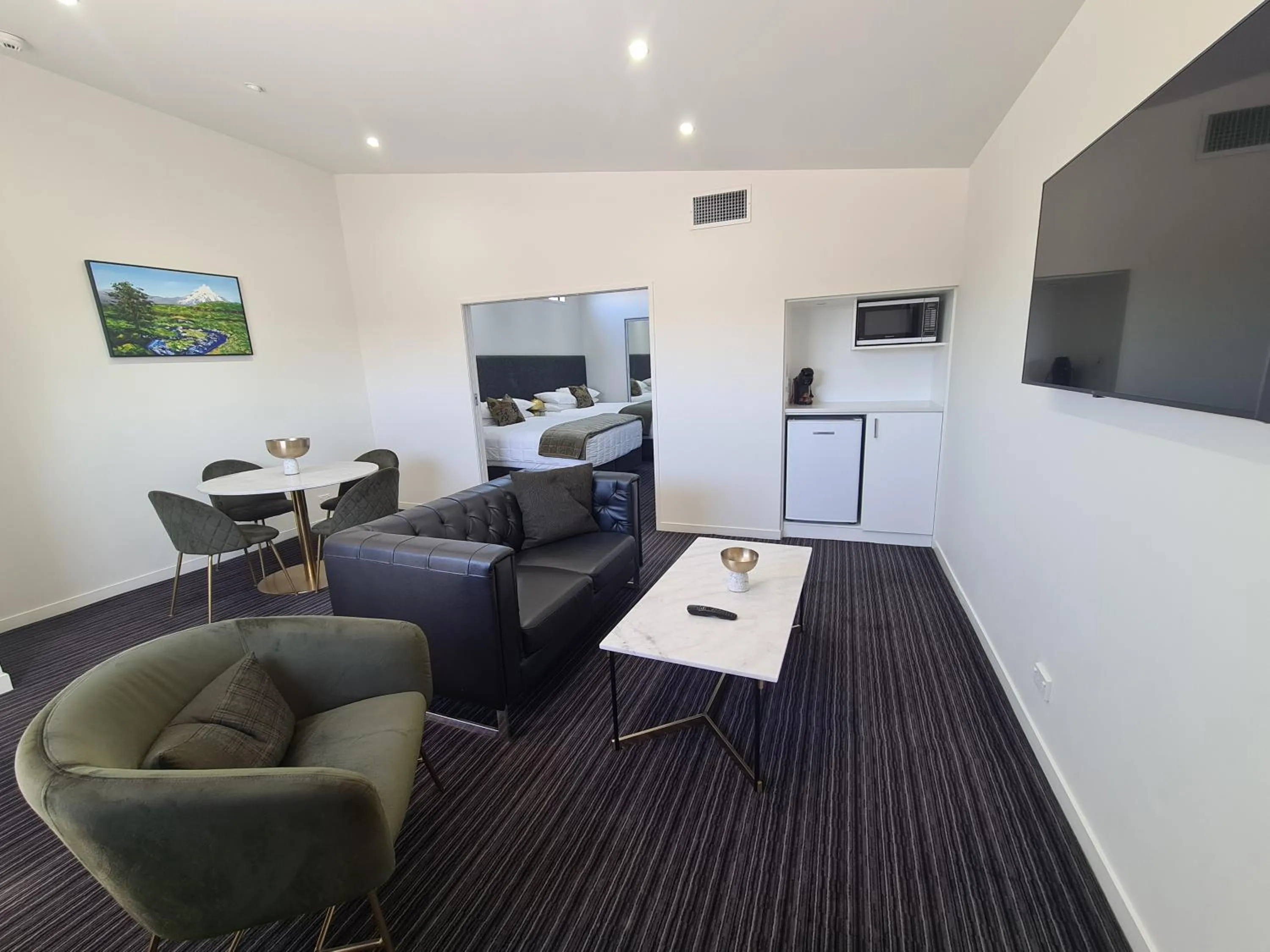 Suite with Spa Bath in The Devon Hotel A Heritage Hotel