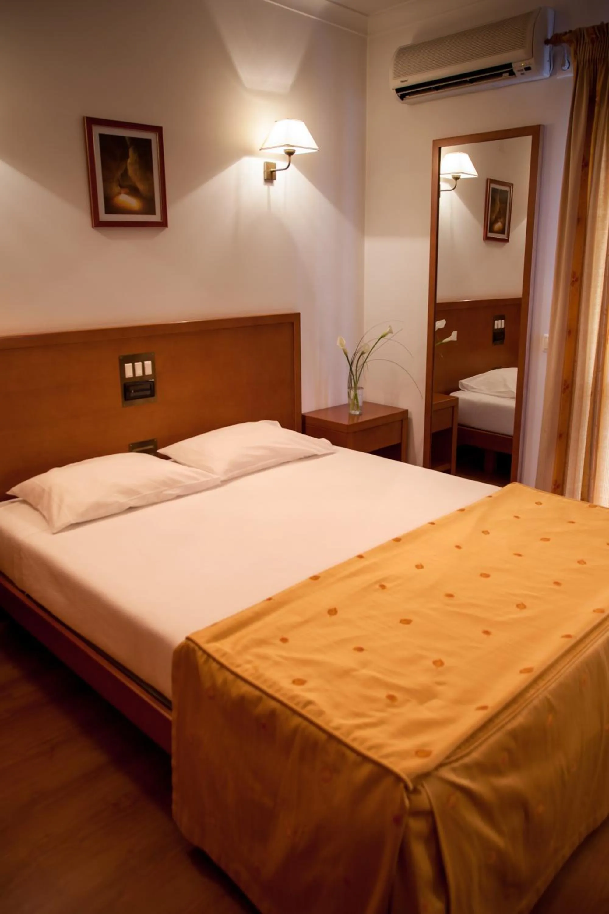 Single Room in Hotel Santa Mafalda