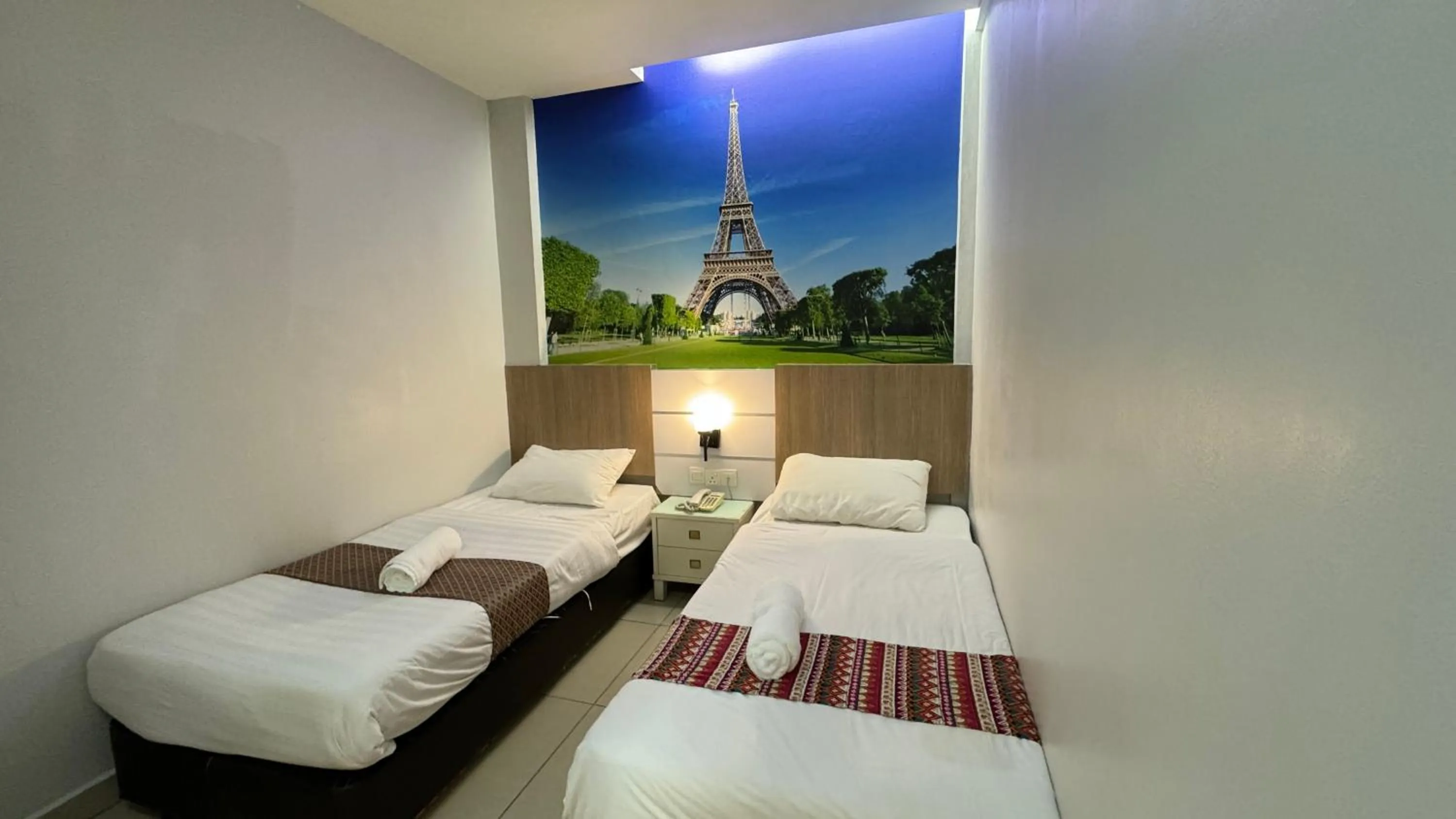 Superior Twin No Window in Best View Hotel Bandar Sunway # Near Sunway Medical-Pyramid-Lagoon