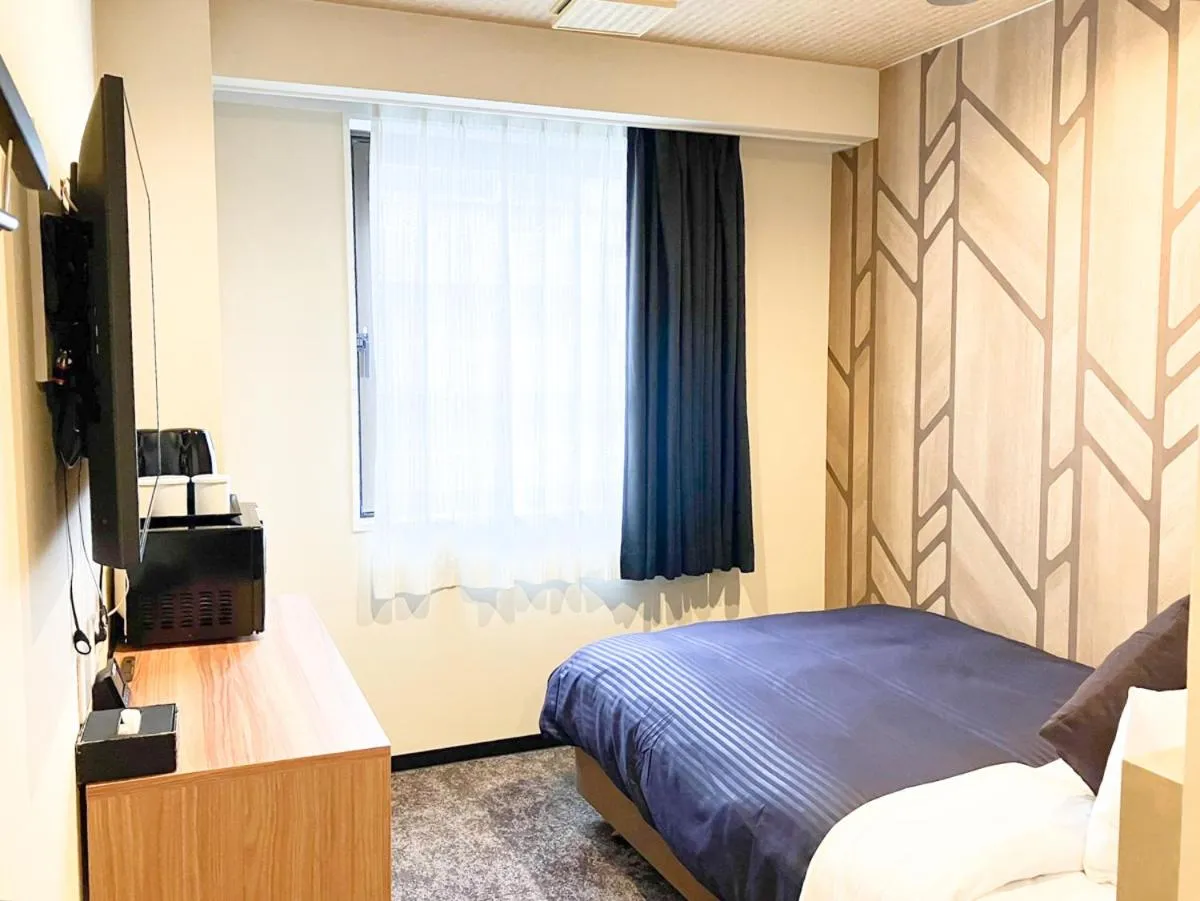 Double Room with Small Double Bed - single occupancy - Smoking in HOTEL LiVEMAX BUDGET Chofu-Ekimae