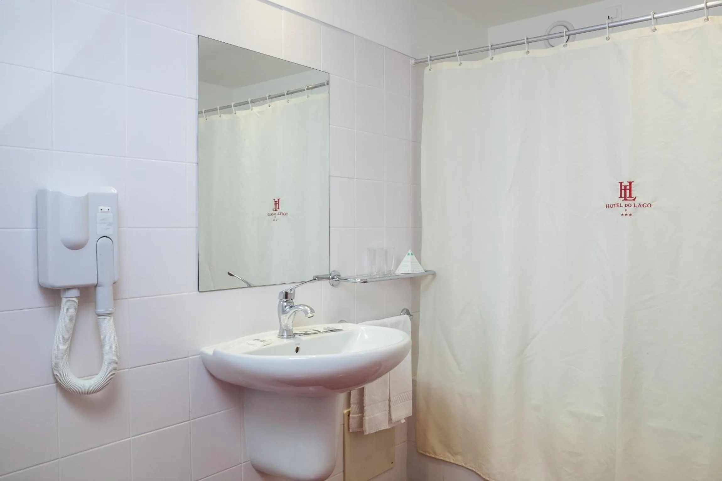 Single Room in Hotel do Lago