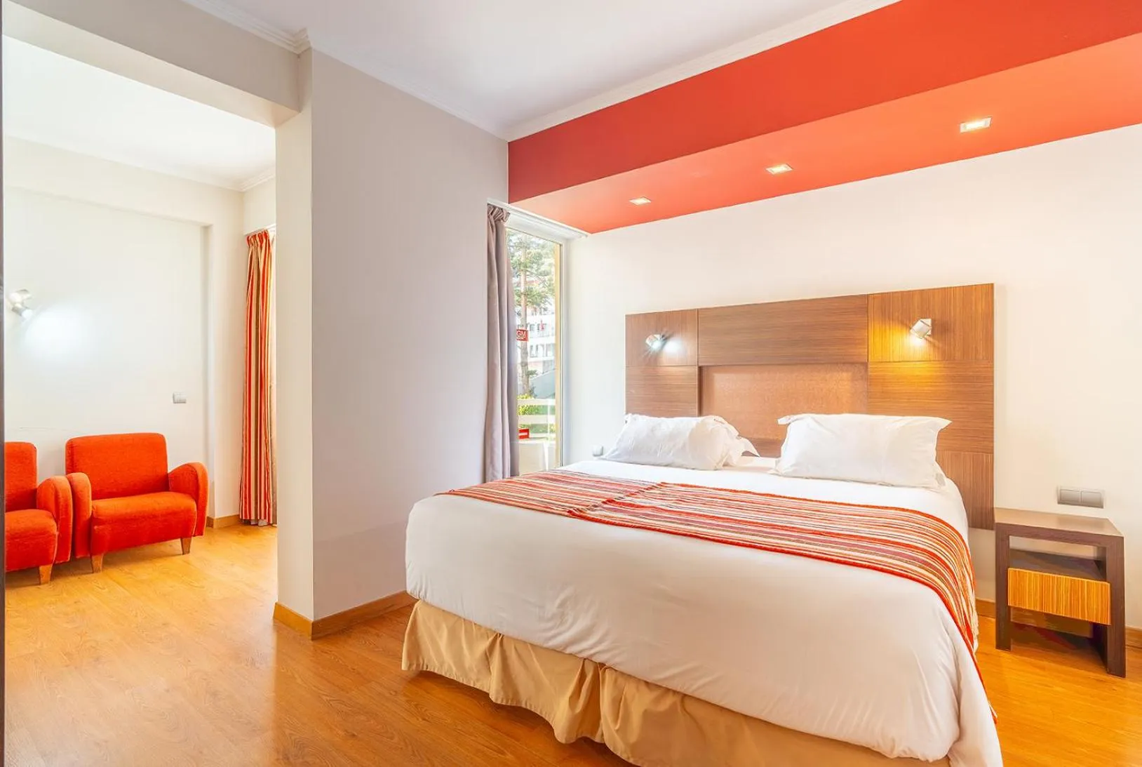 Superior Double or Twin Room with Garden View in Muthu Raga Madeira Hotel