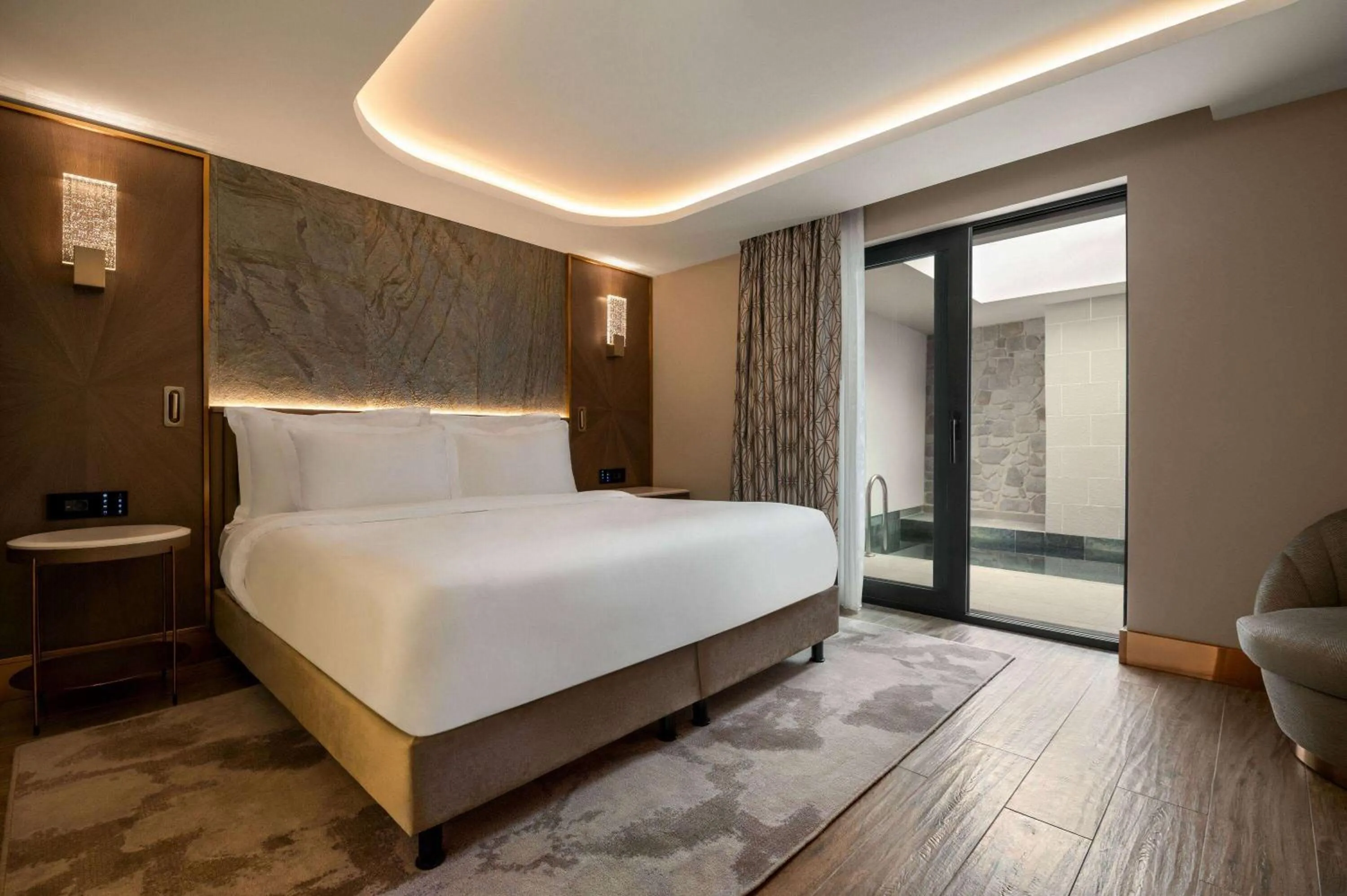 Executive Suite with Relaxing Pool in Boreas Hotel & SPA, Trademark Collection by Wyndham