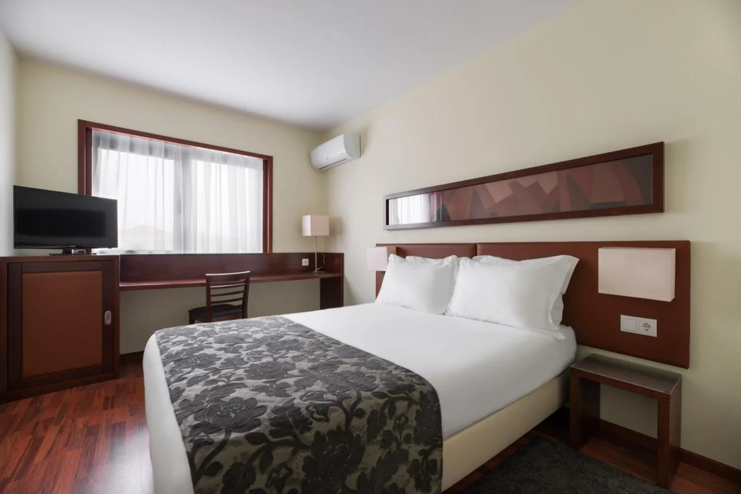 Connecting Deluxe Double with City View in Exe Praia Golfe