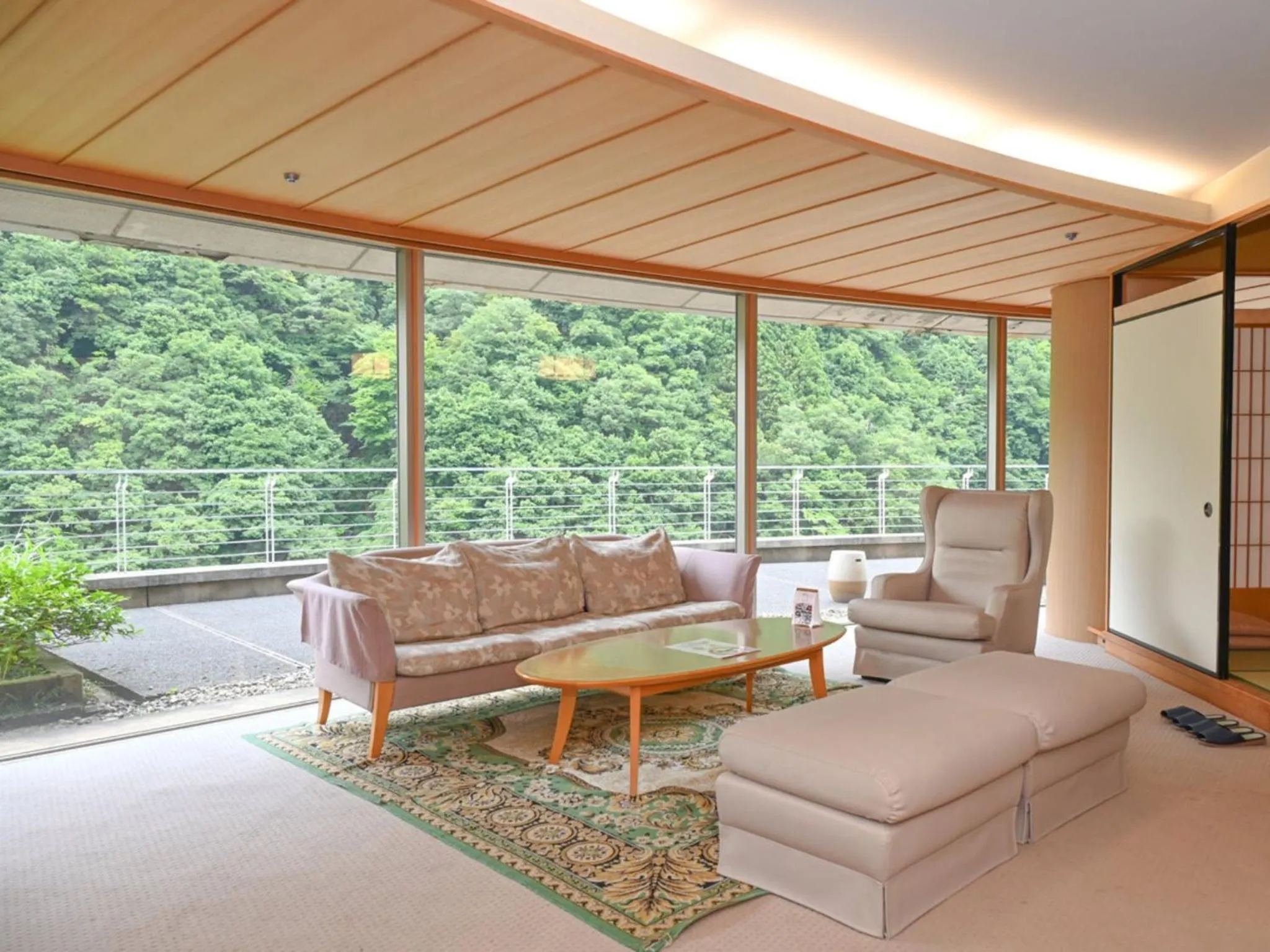 Deluxe Suite in Entaijiso