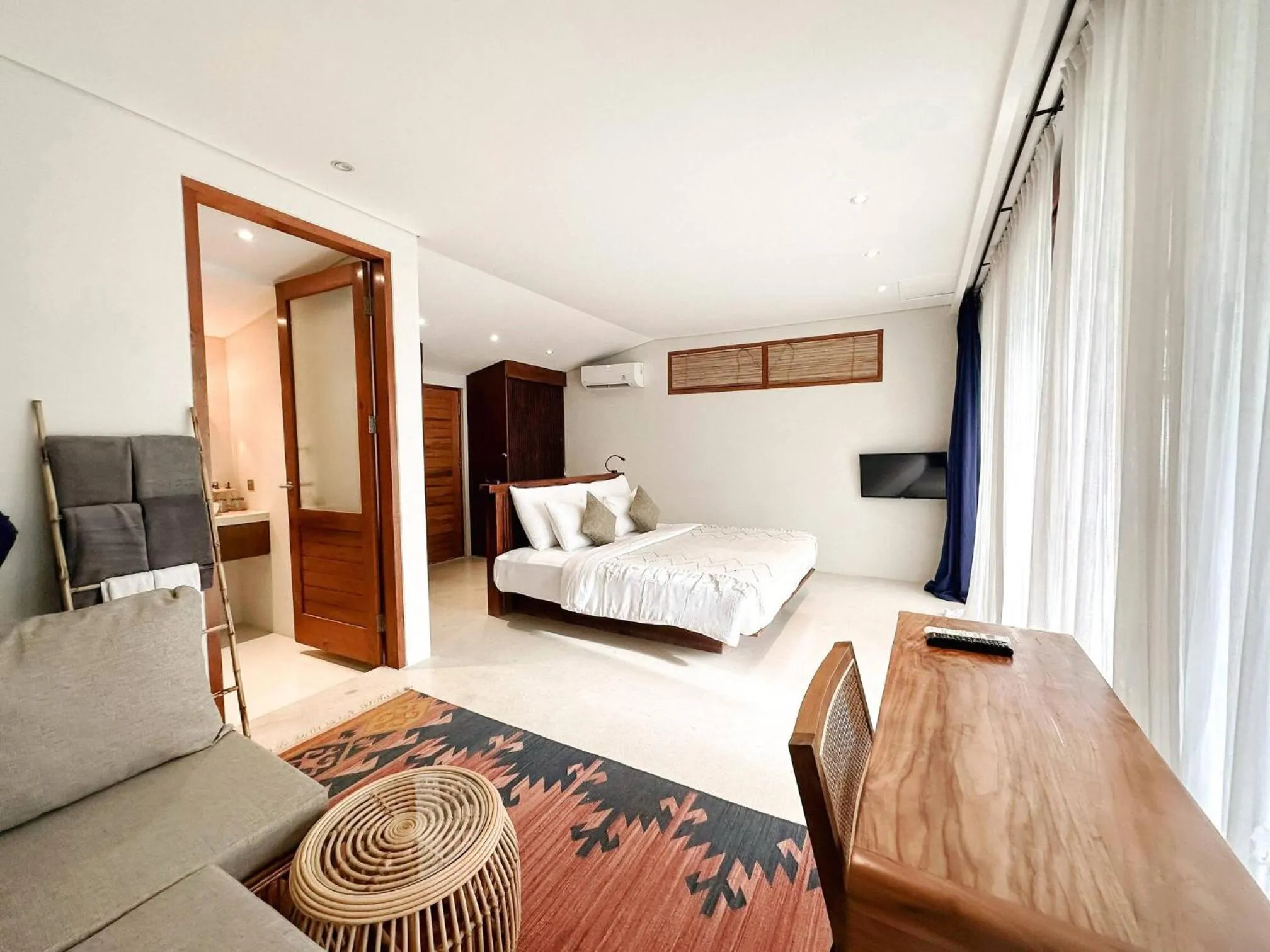 Deluxe Teak Room with Balcony in ZIN Canggu Resort & Villas