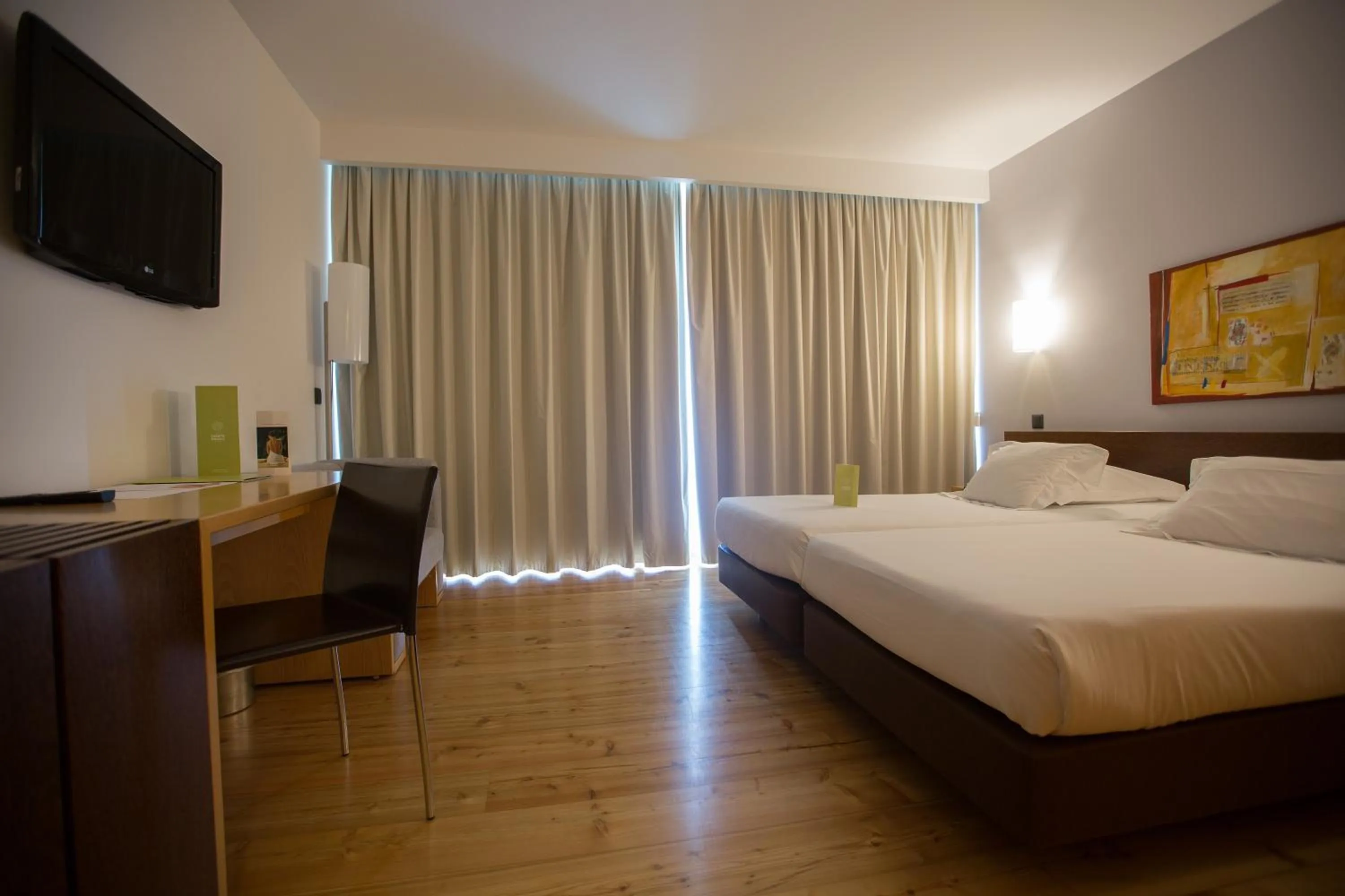 Twin Room with Mountain View in Monte Prado Hotel & Spa
