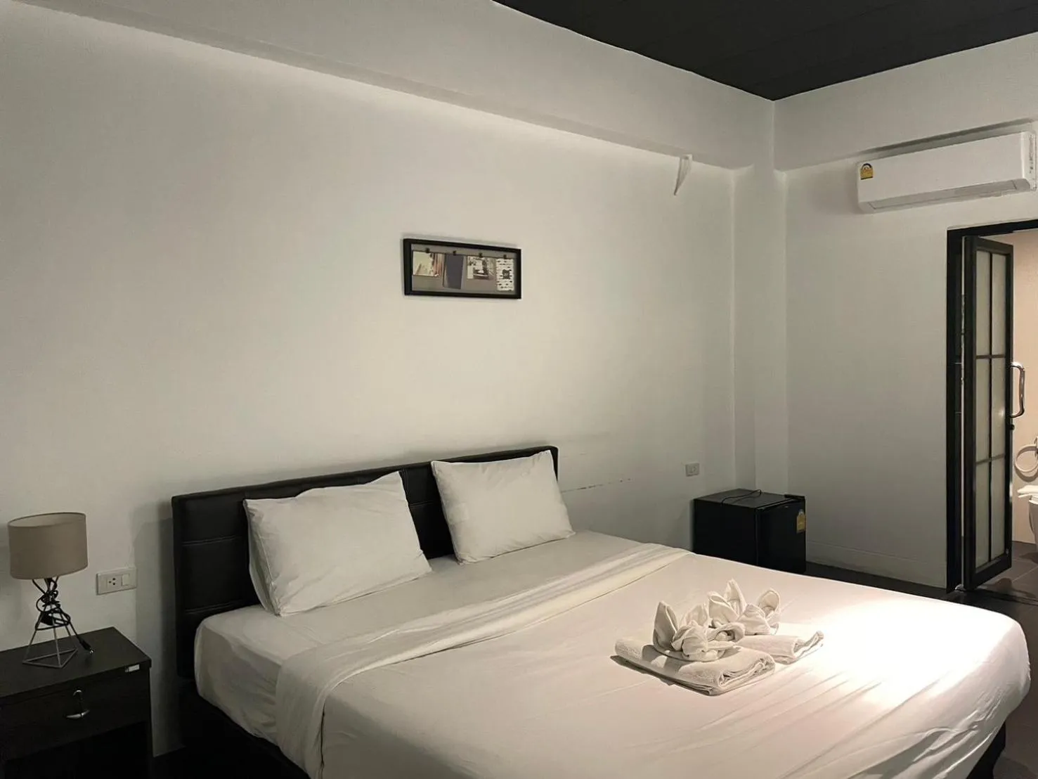 Standard Double Room in Azz Hotel