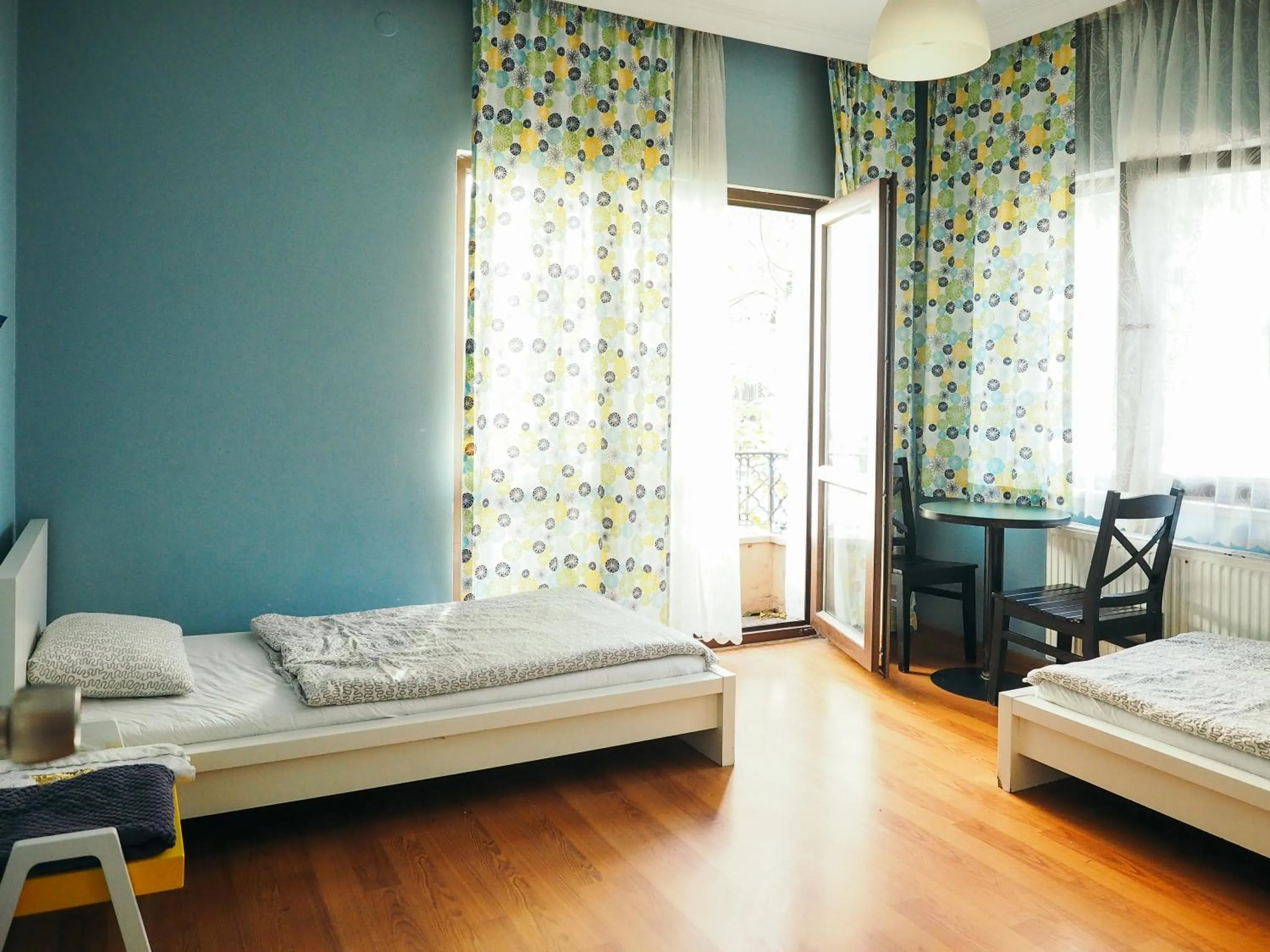 Standard Twin Room in Deeps Hostel Ankara