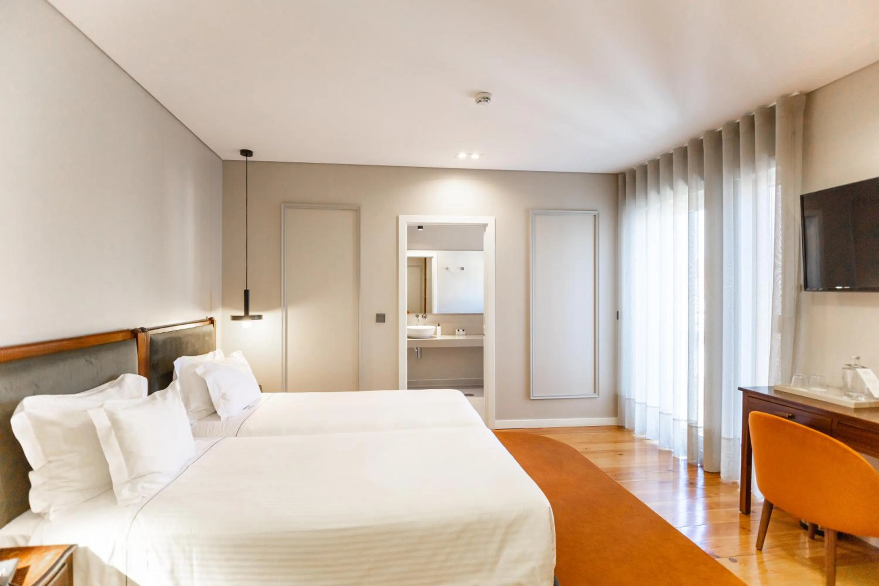 Deluxe Twin Room in Avenida Boutique Hotel