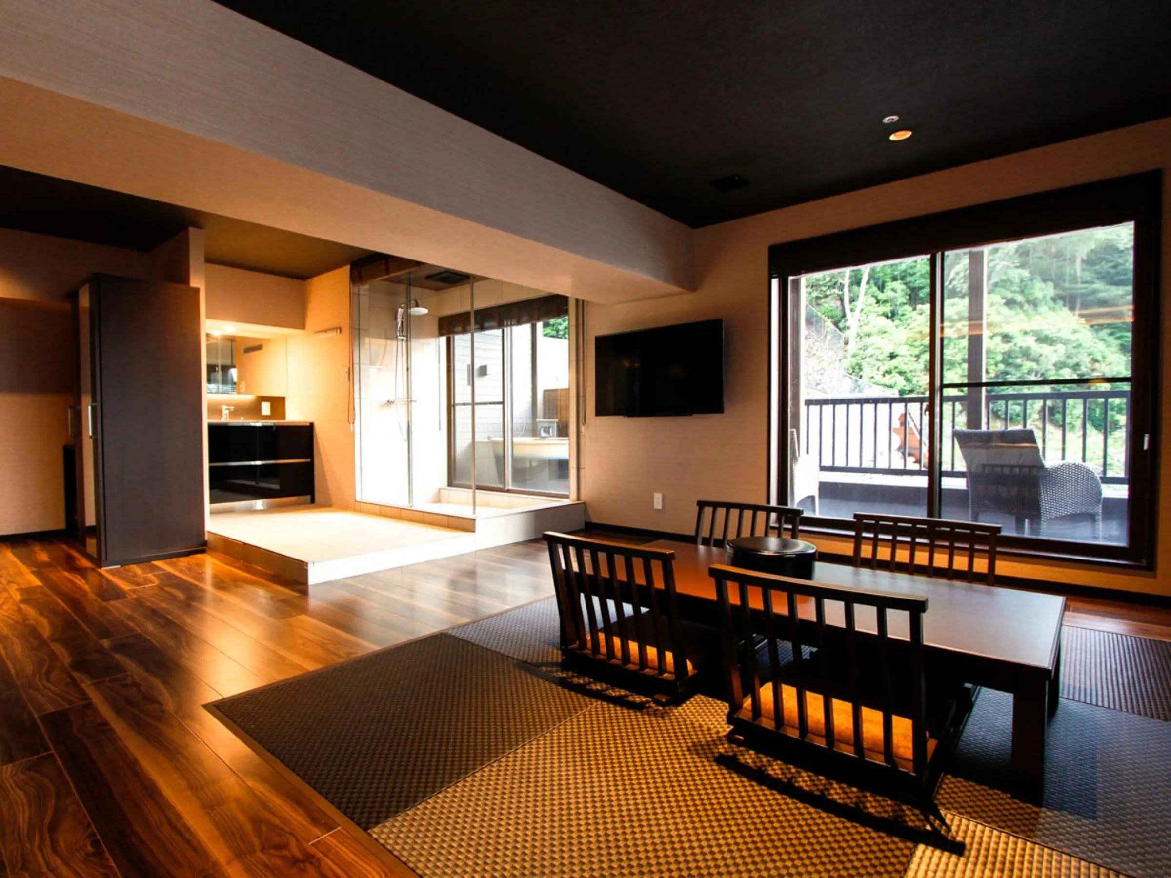 Deluxe Suite with Spa Bath - Non-Smoking in LiVEMAX RESORT Aki Miyajima