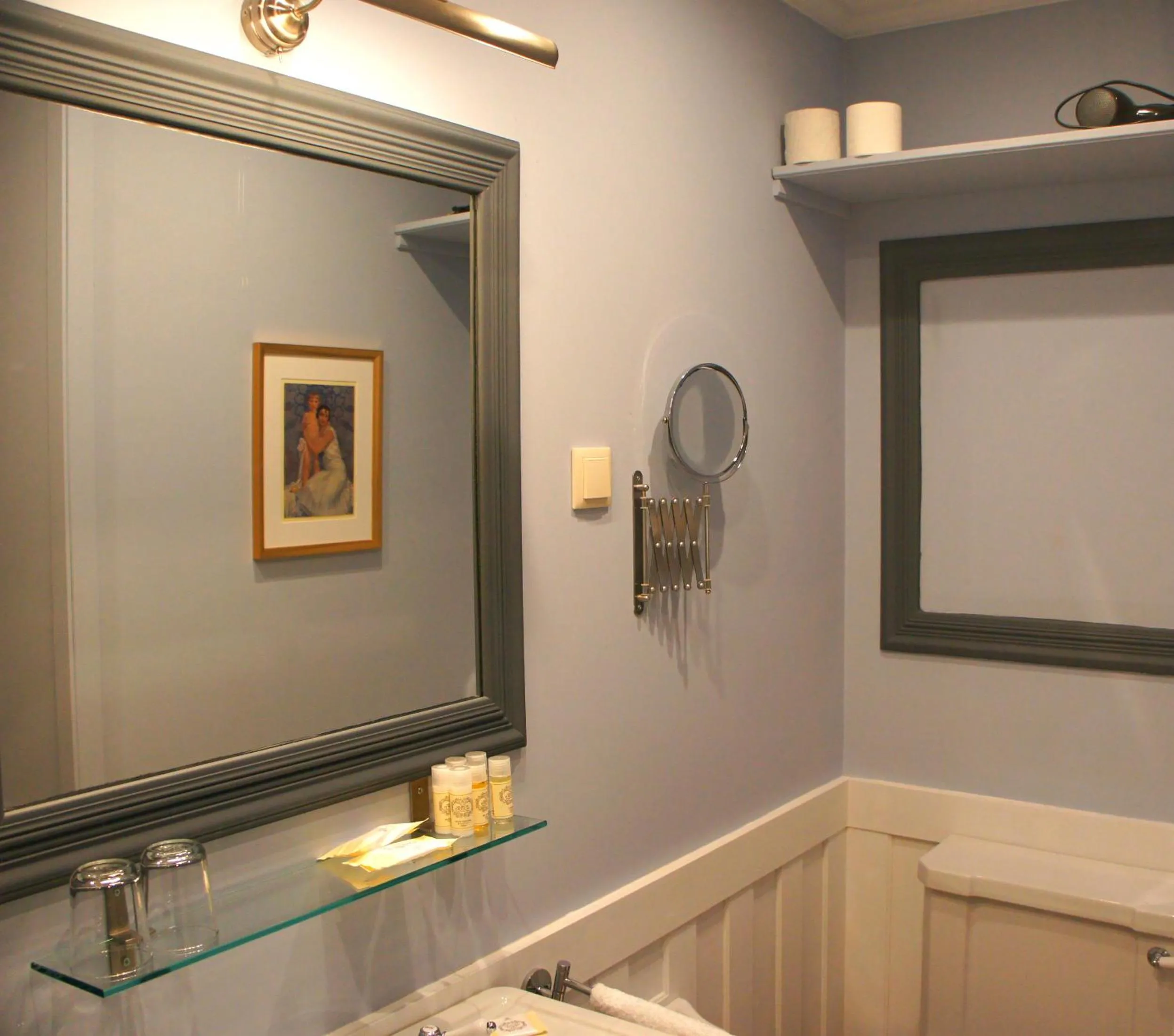 Double or Twin Room in Casa de Sezim