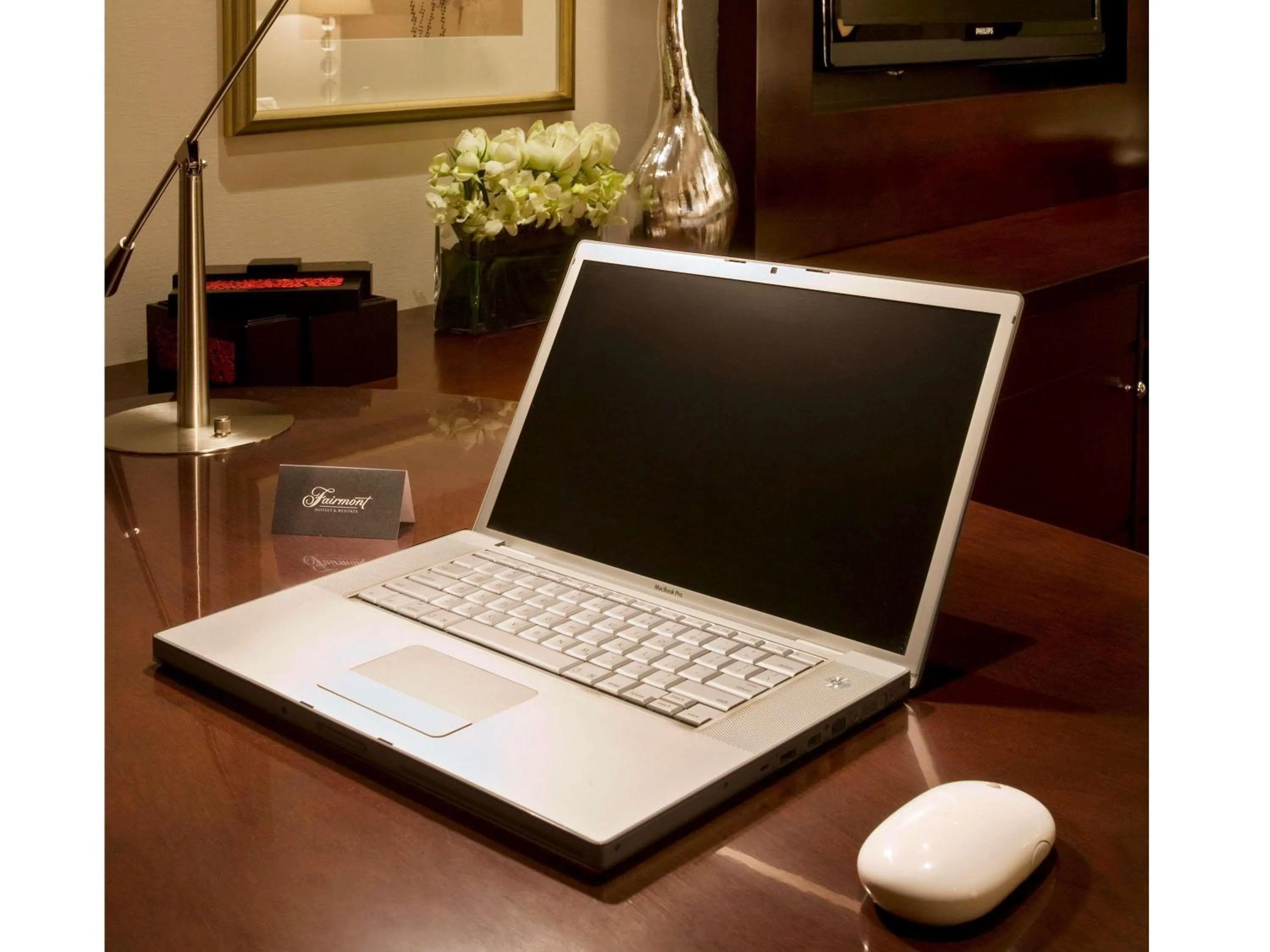 Deluxe King Room in Fairmont Beijing - 20 minutes to Forbidden City by metro