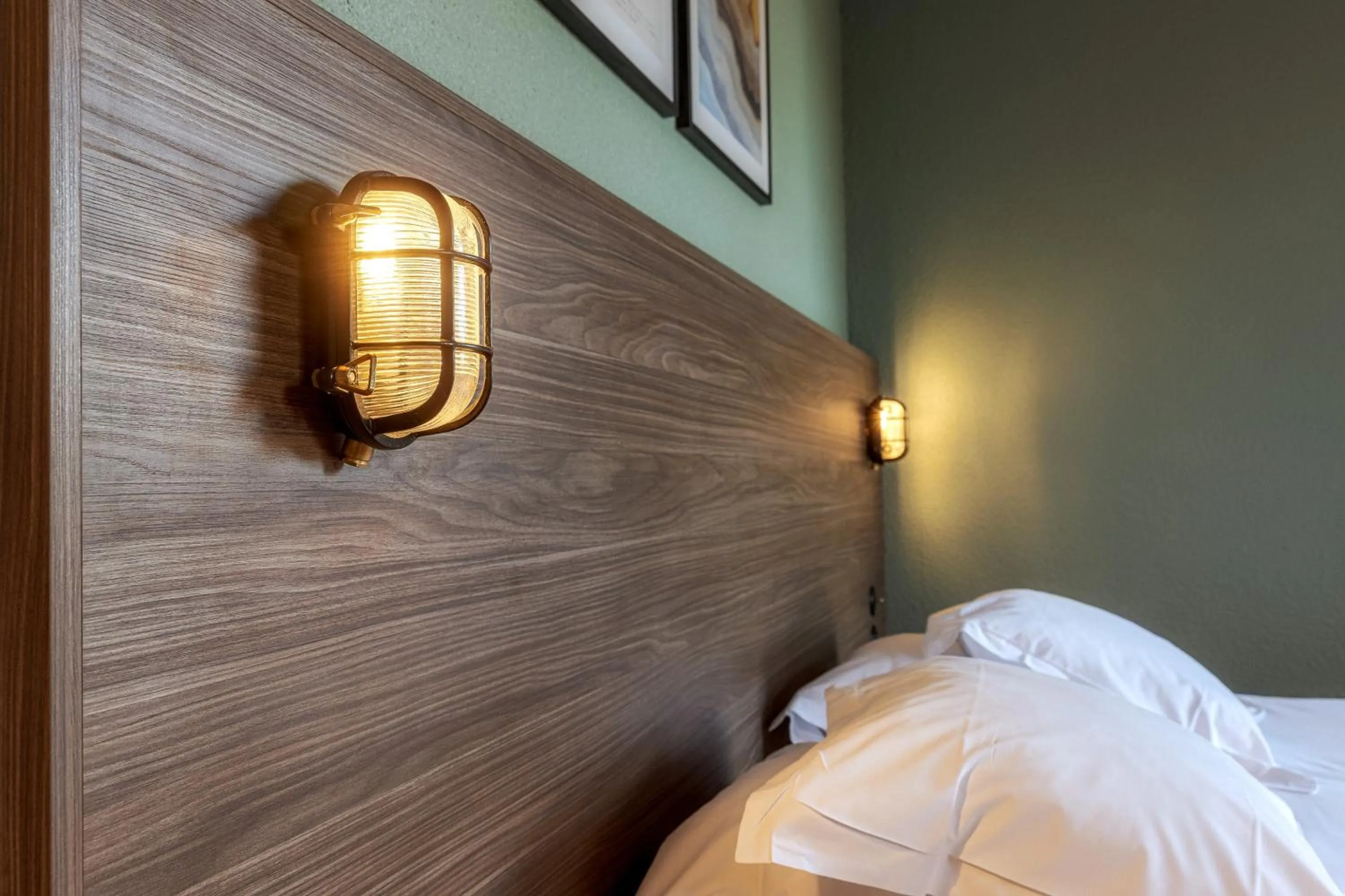 Standard Twin Room  in La Maison OBONO Hôtel & Spa