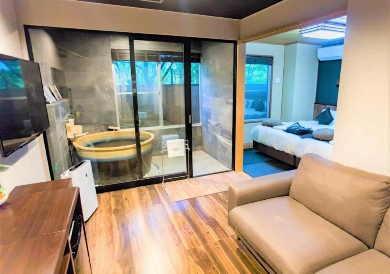 Suite with Hot Tub in LiVEMAX RESORT Hakone Ashinoko