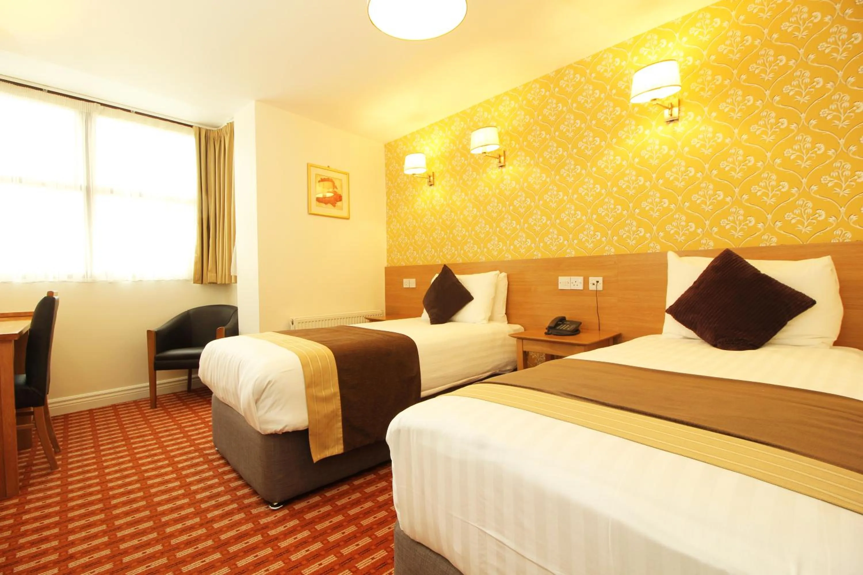 Twin Room in Castle Hotel