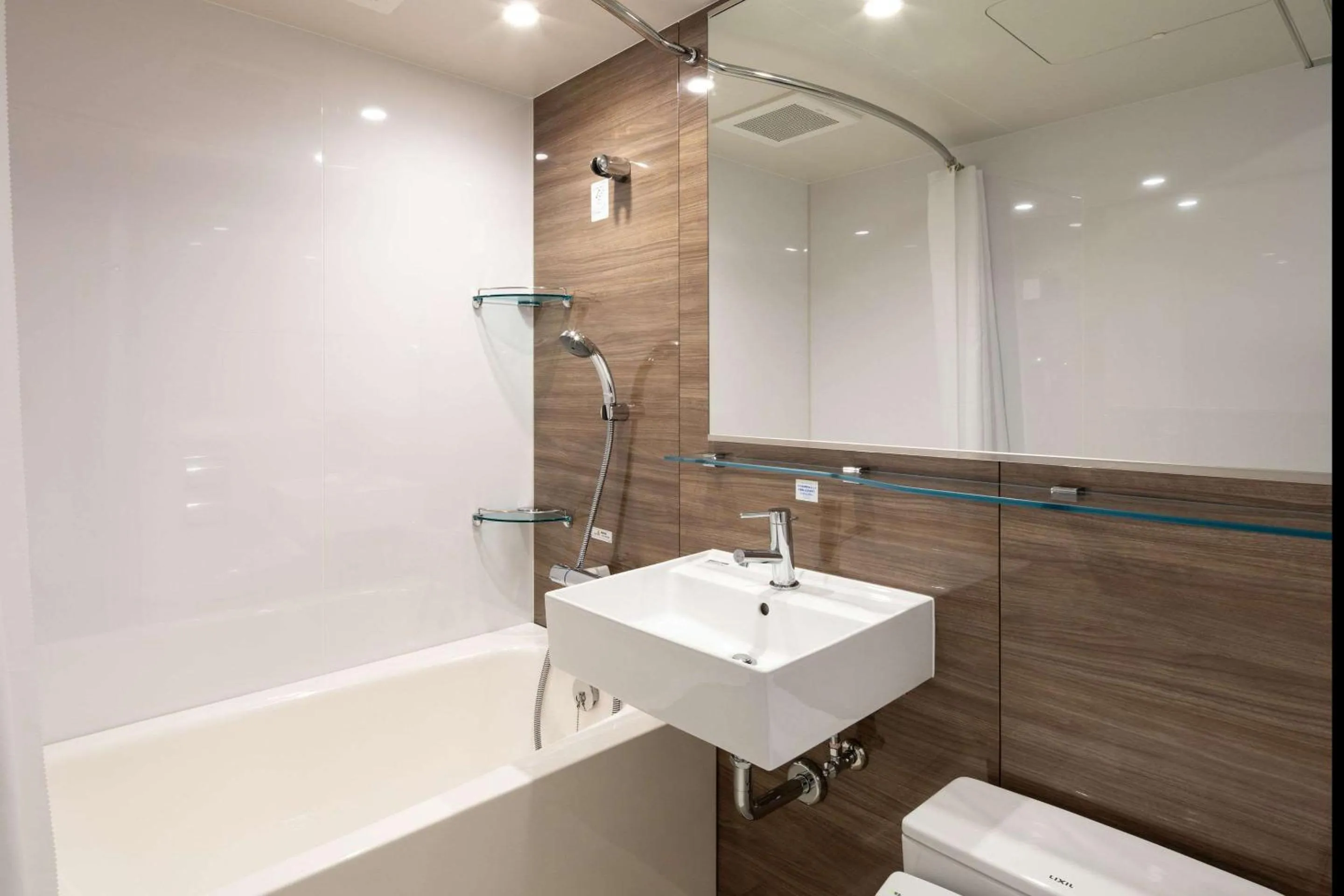 Standard Double Room - single occupancy - Non-Smoking in Comfort Hotel ERA Kobe Sannomiya