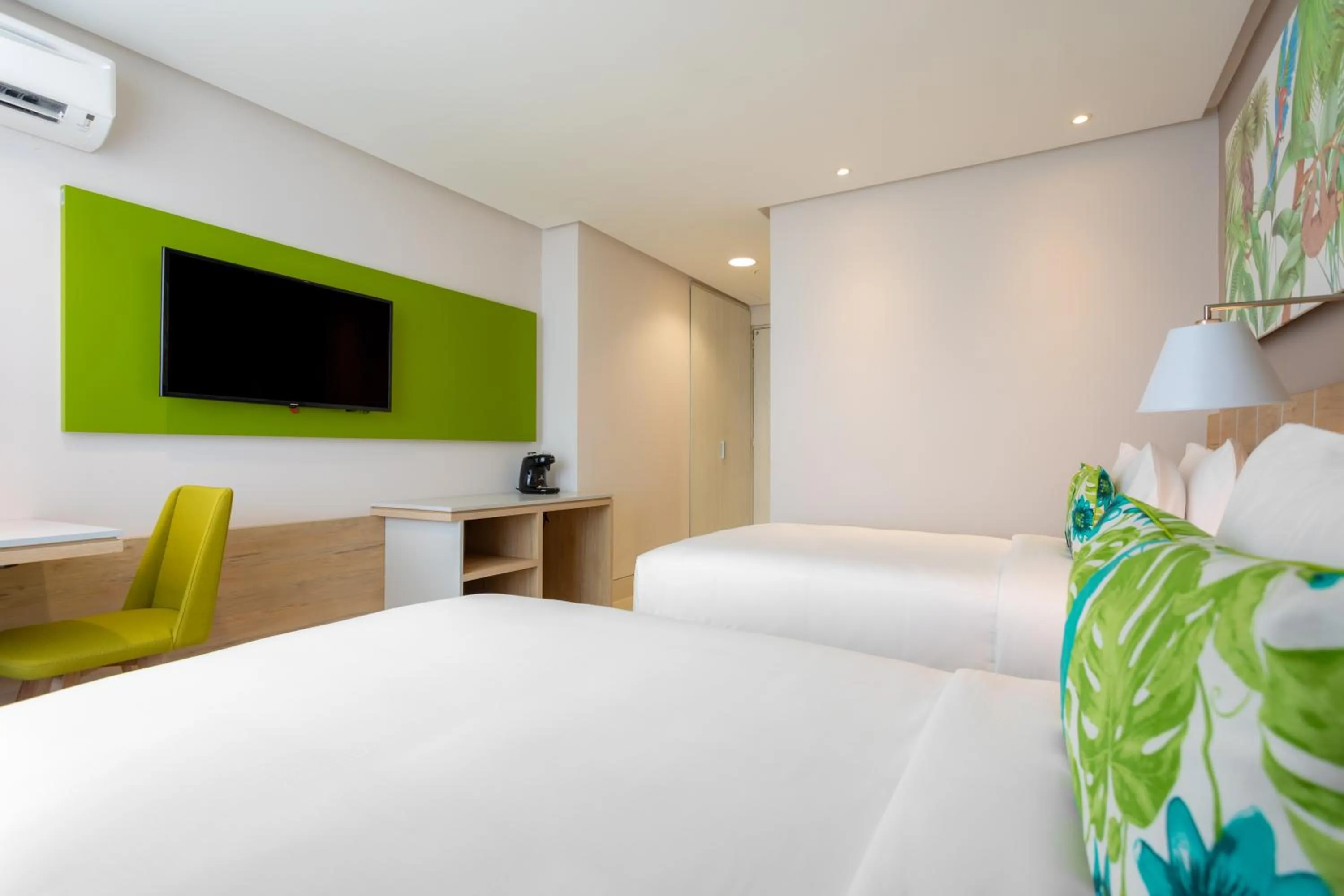 Standard Twin Room in Mia Hotel Choco