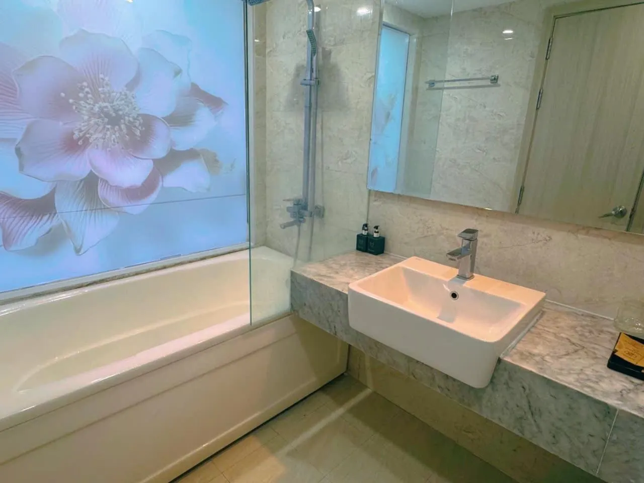 Deluxe Twin Room in Putin Hotel Nha Trang