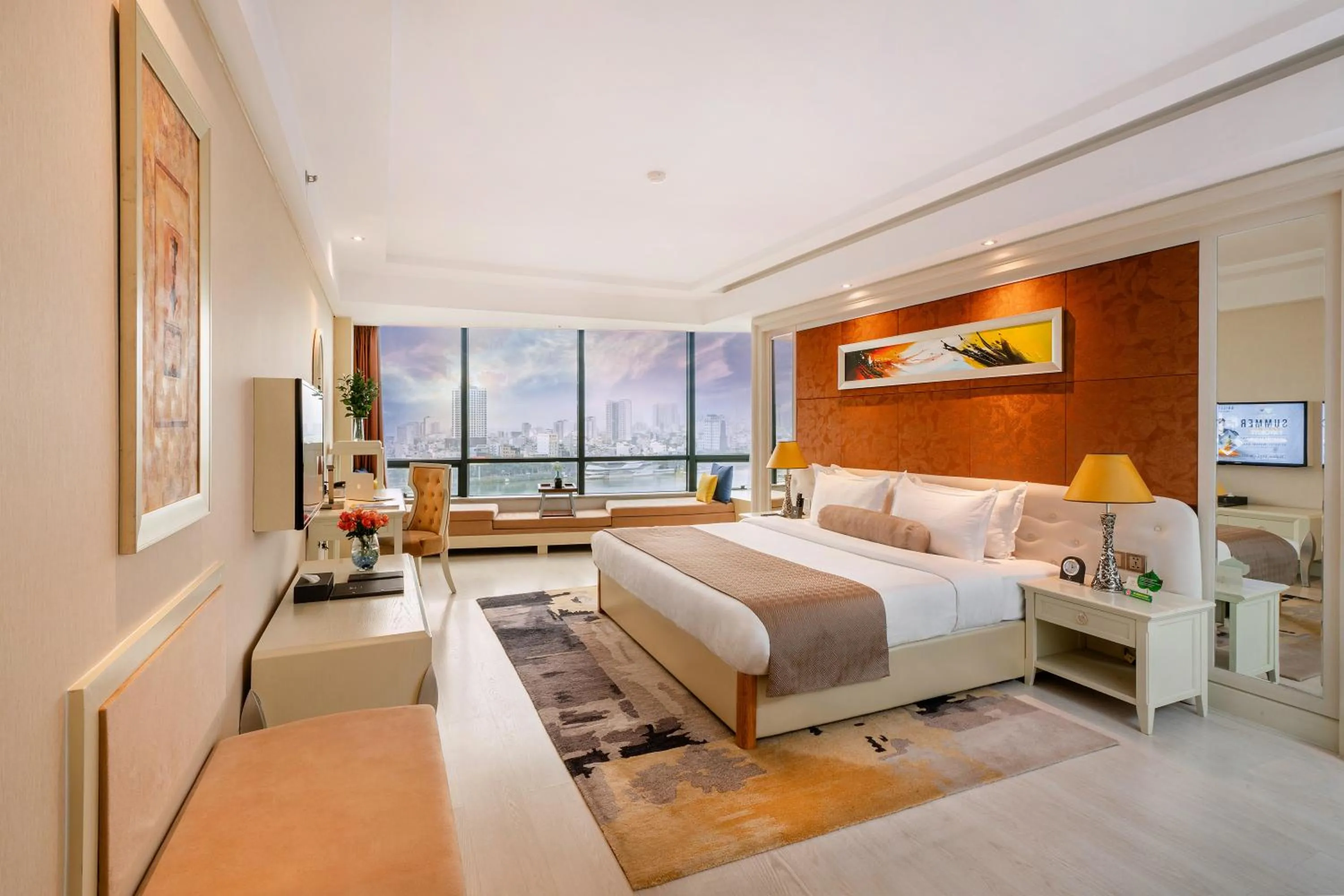 Junior Suite River Front Double Room - Afternoon Tea Included Once Per Stay in Brilliant Hotel - Afternoon Tea Inclusive