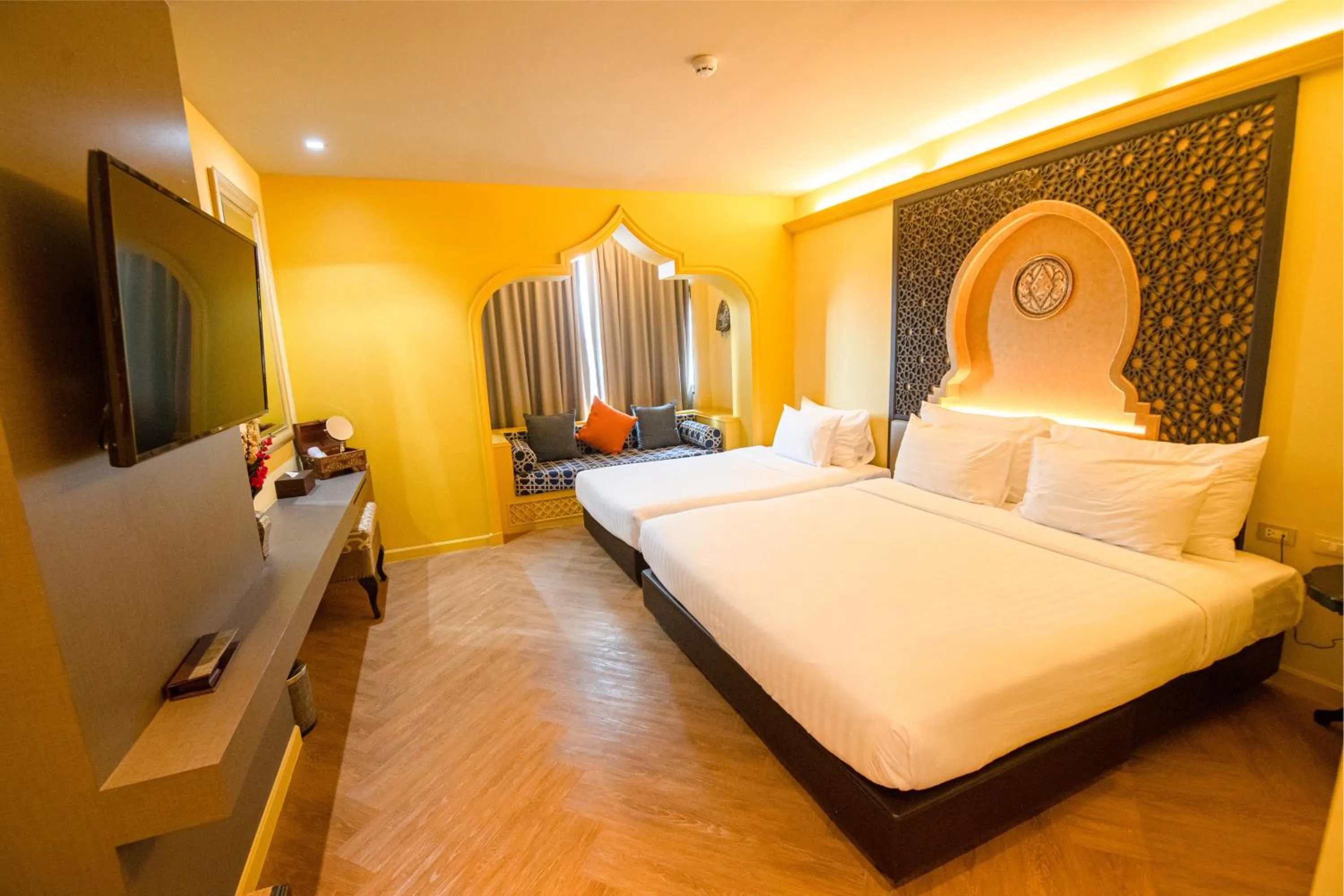 Amman Deluxe Triple in Amman Unique Hotel