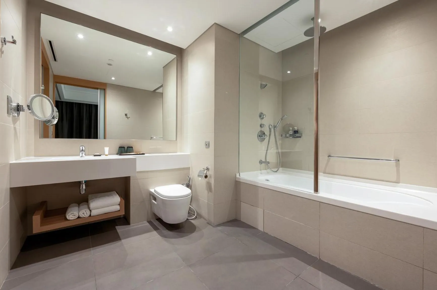 Executive Suite in Capri by Fraser Changi City, Singapore