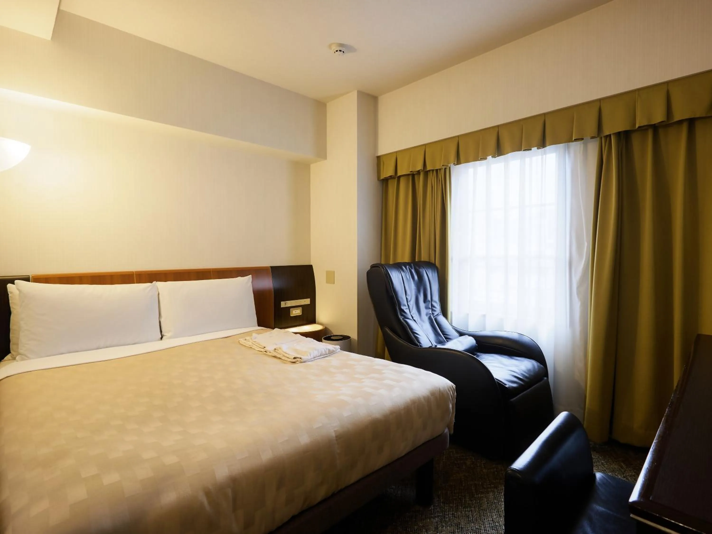 Deluxe Double Room - Non-Smoking in GRG Hotel Naha